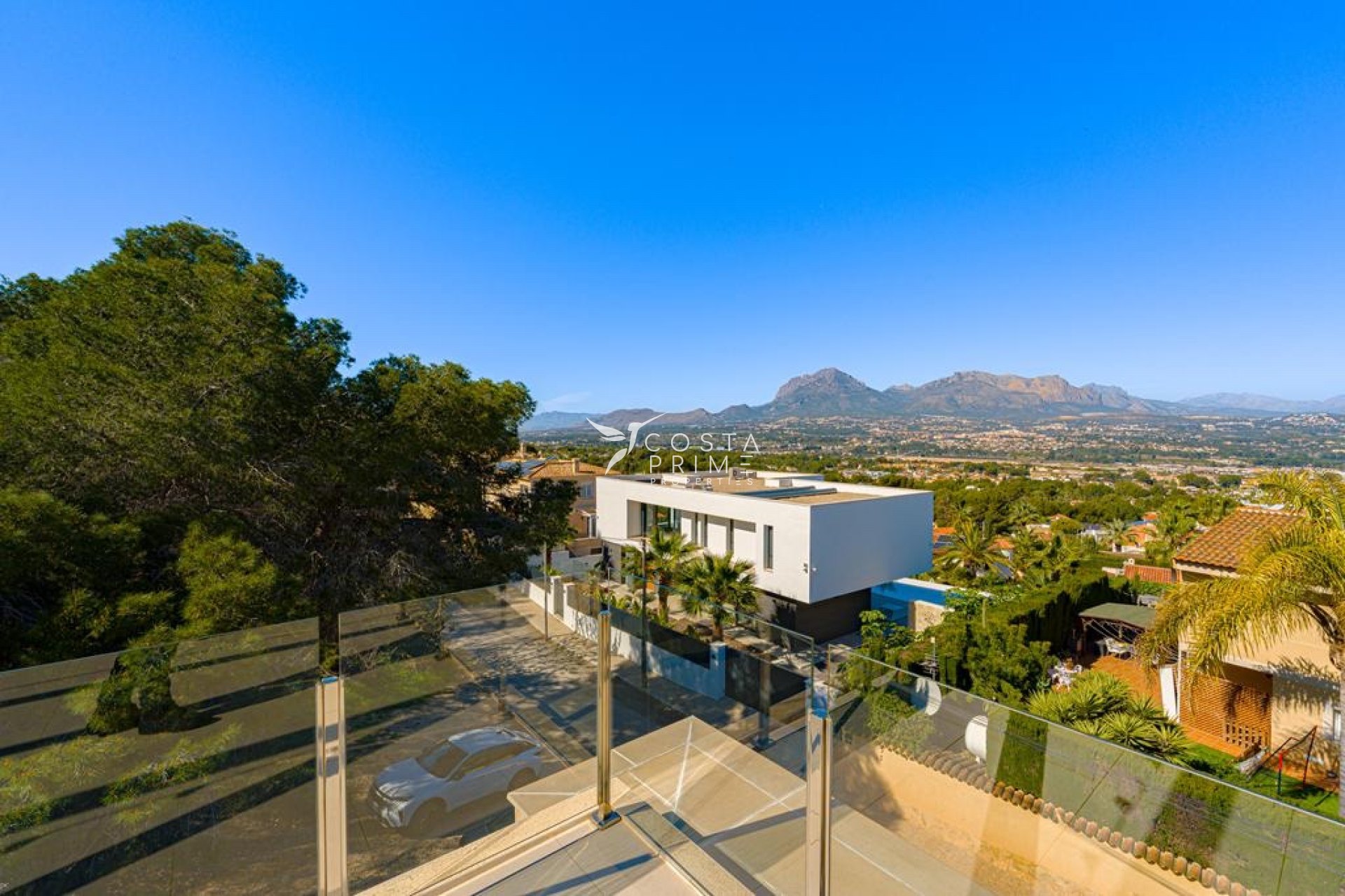 Resale - Villa  - Albir