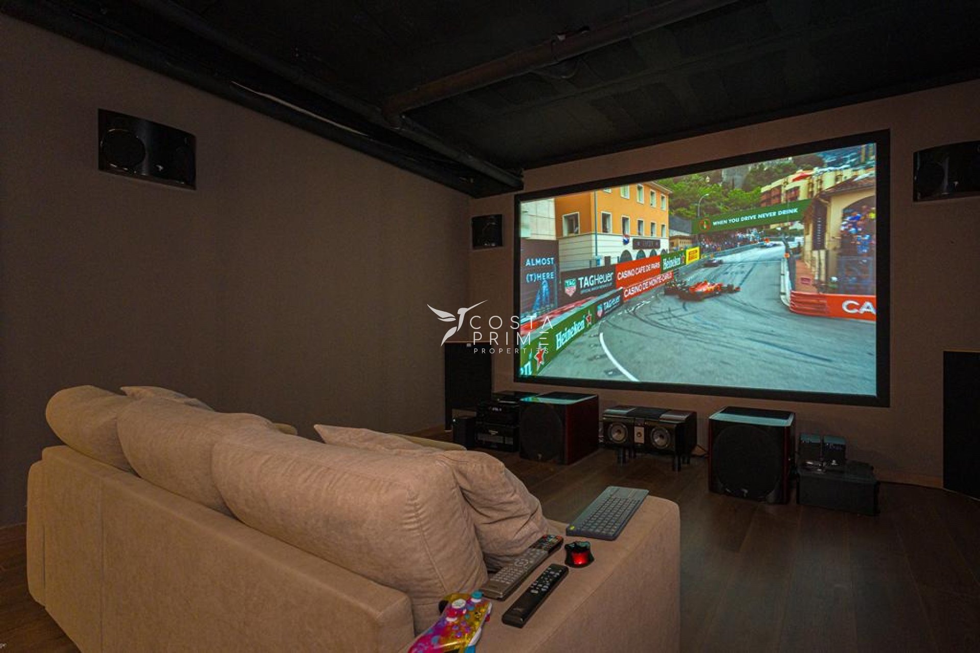 Resale - Villa  - Albir