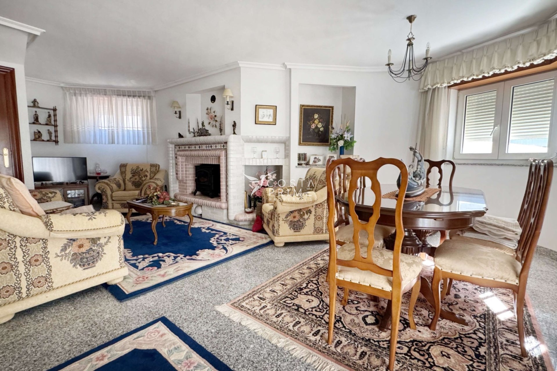 Resale - Villa  - Albir