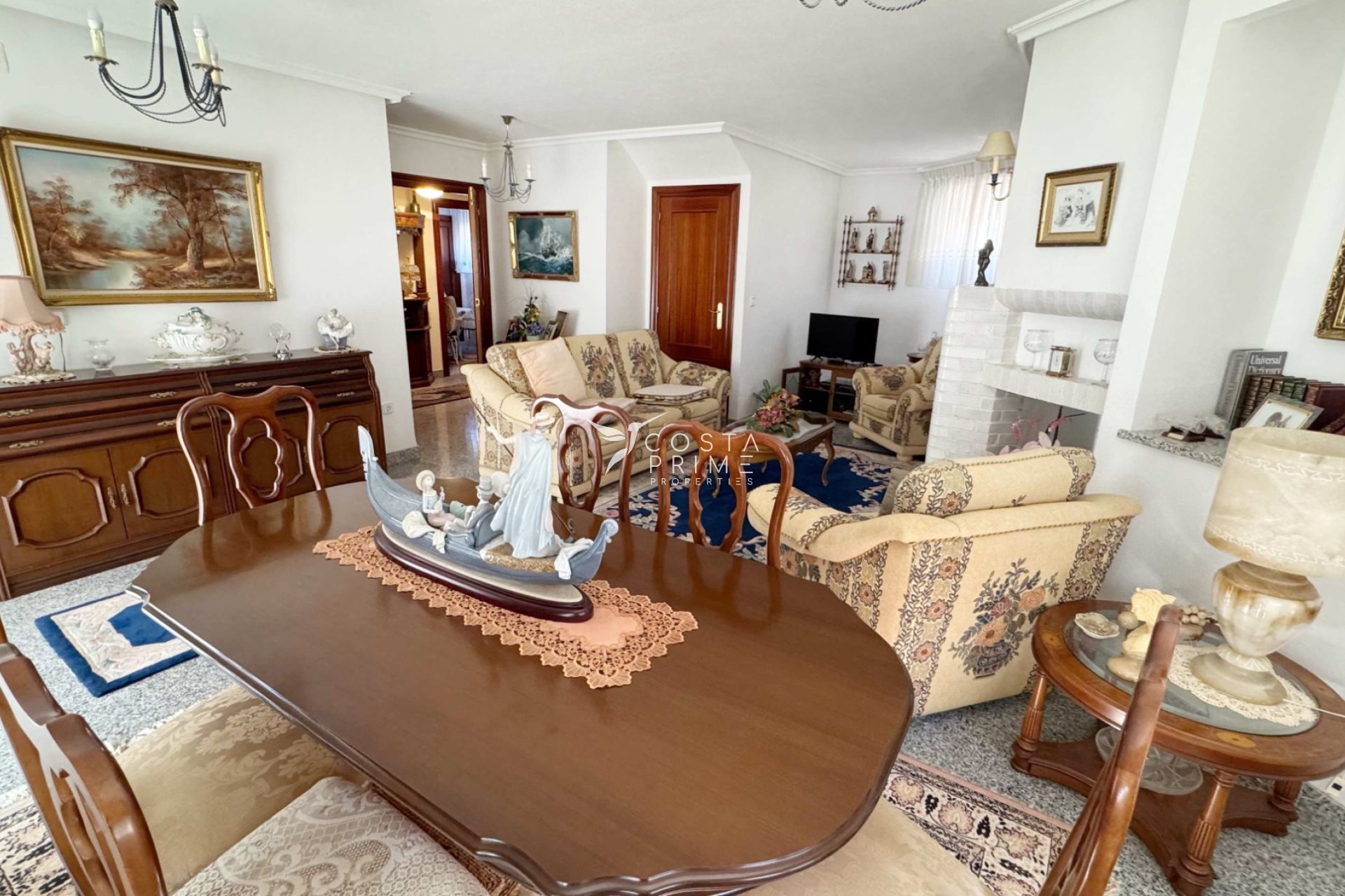 Resale - Villa  - Albir