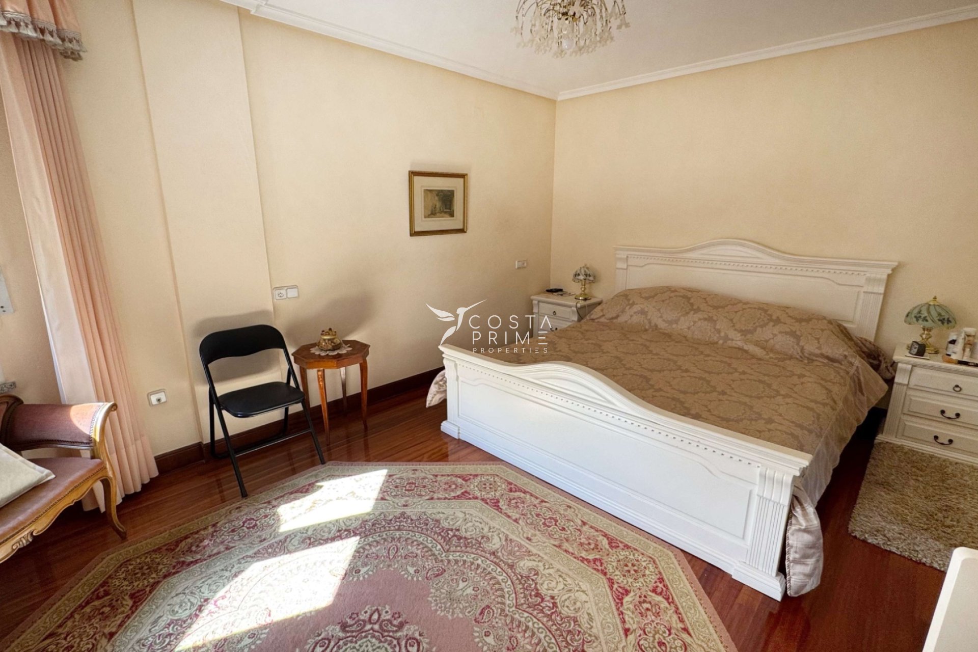 Resale - Villa  - Albir