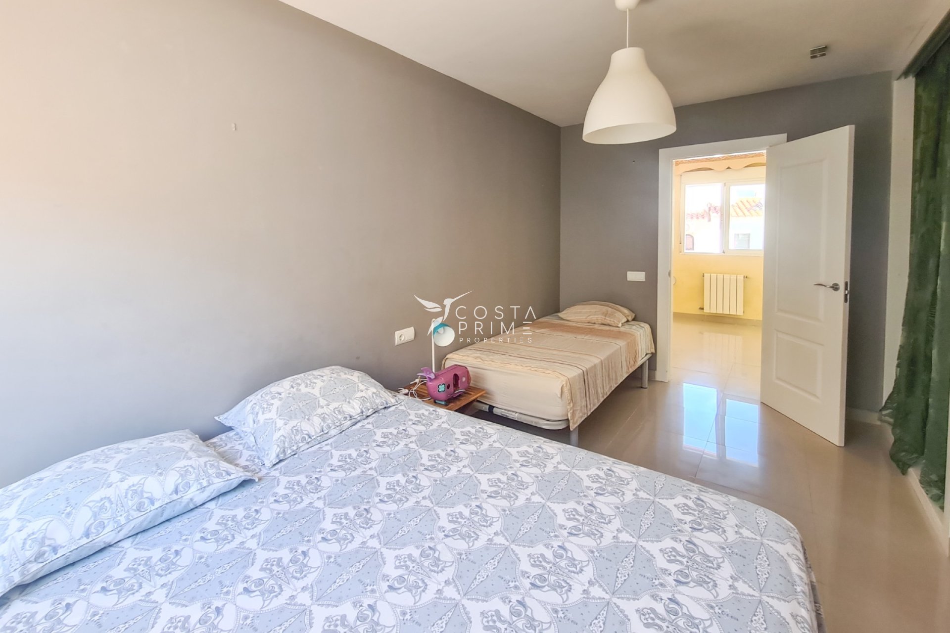 Resale - Villa  - Albir