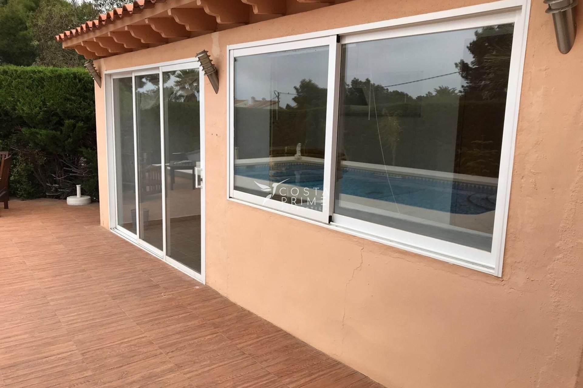 Resale - Villa  - Albir