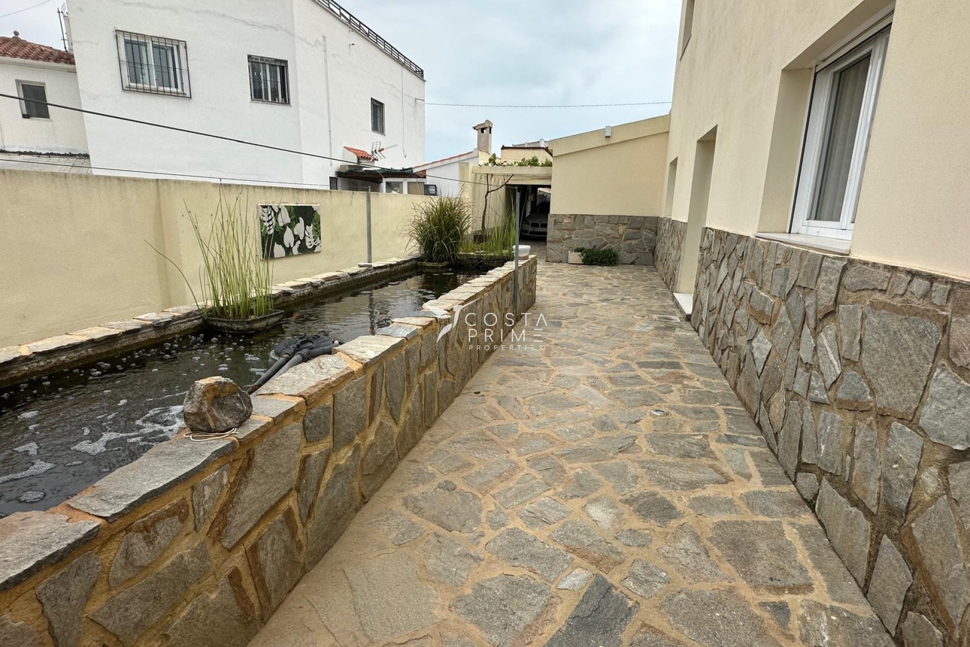 Resale - Villa  - Albir