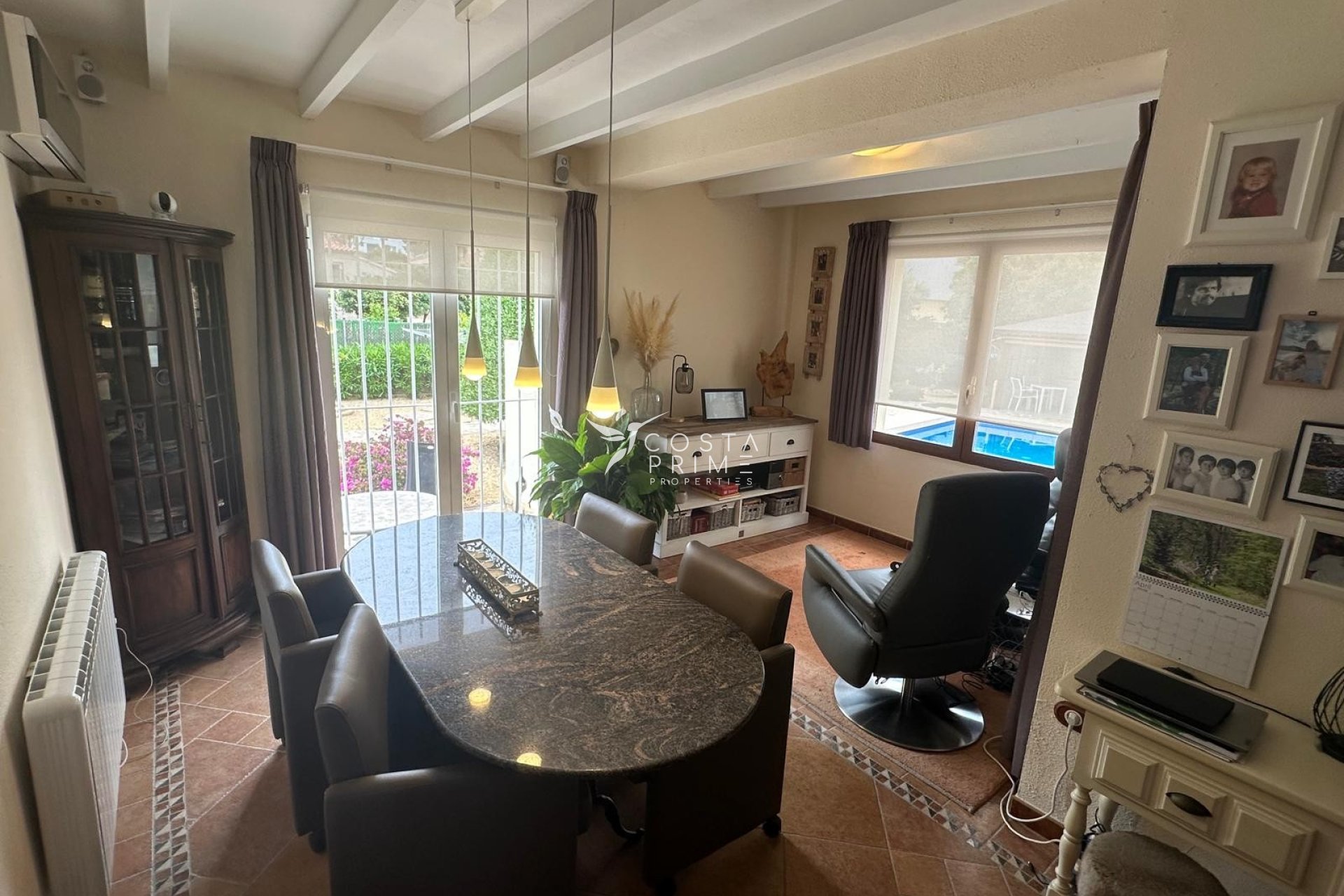 Resale - Villa  - Albir