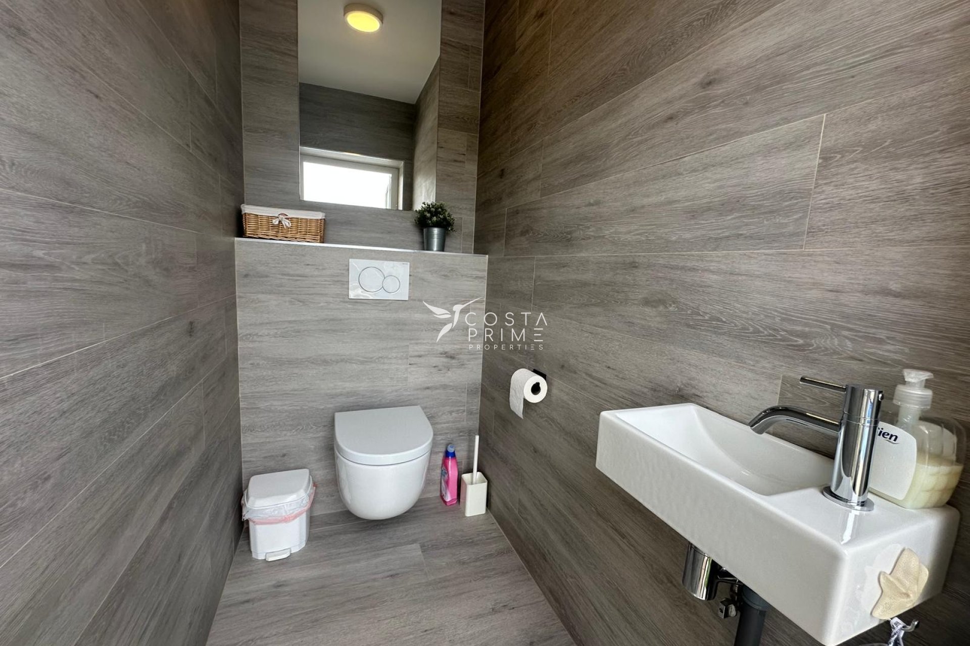 Resale - Villa  - Albir