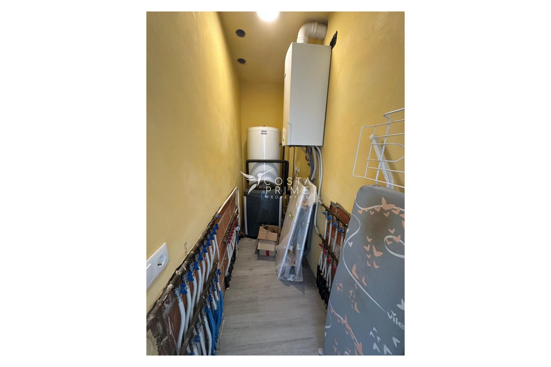 Resale - Villa  - Albir