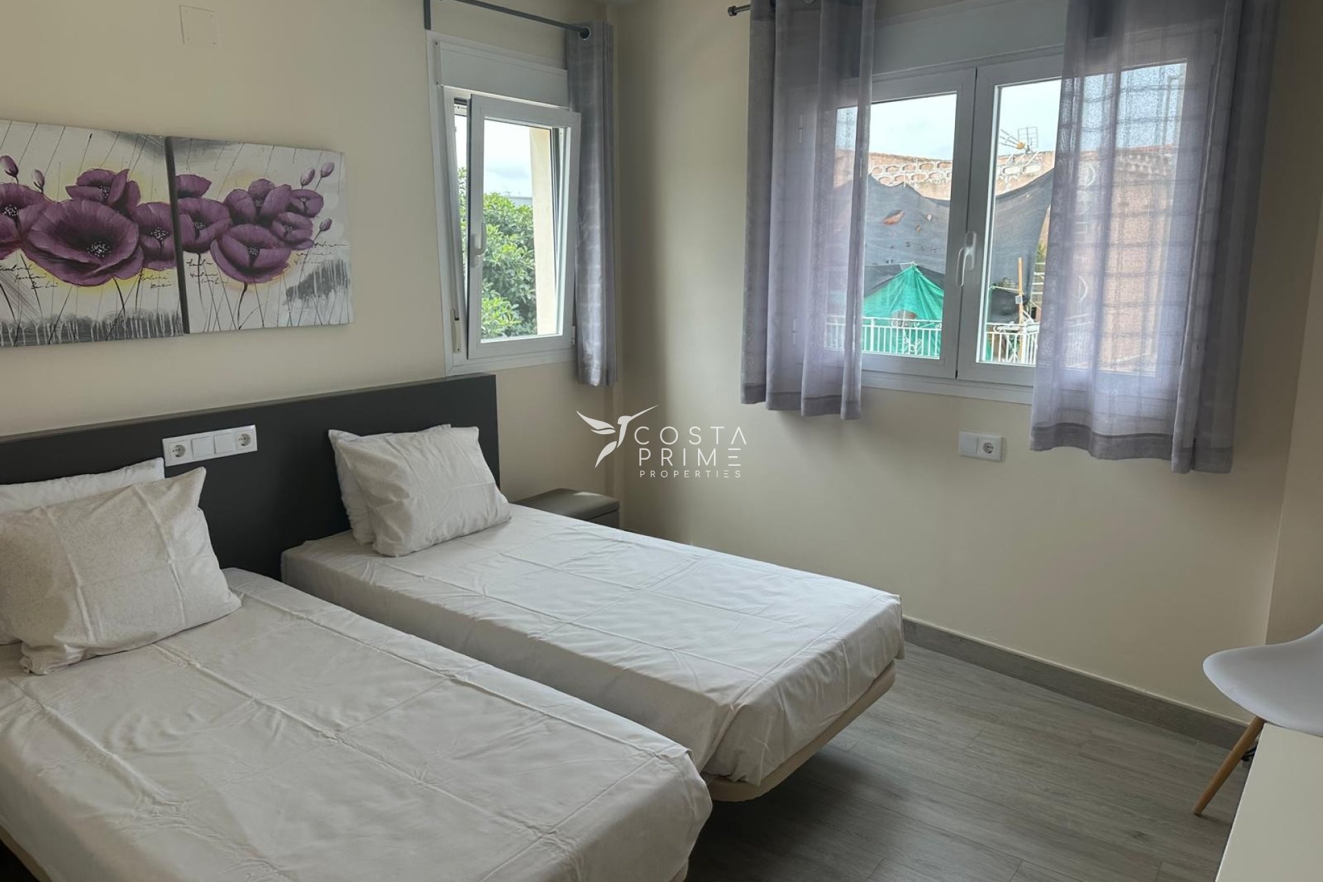 Resale - Villa  - Albir