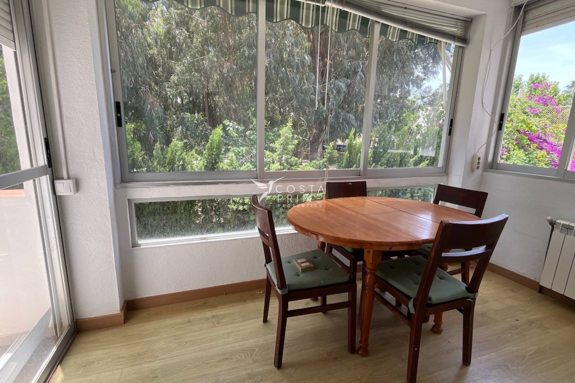 Resale - Villa  - Albir