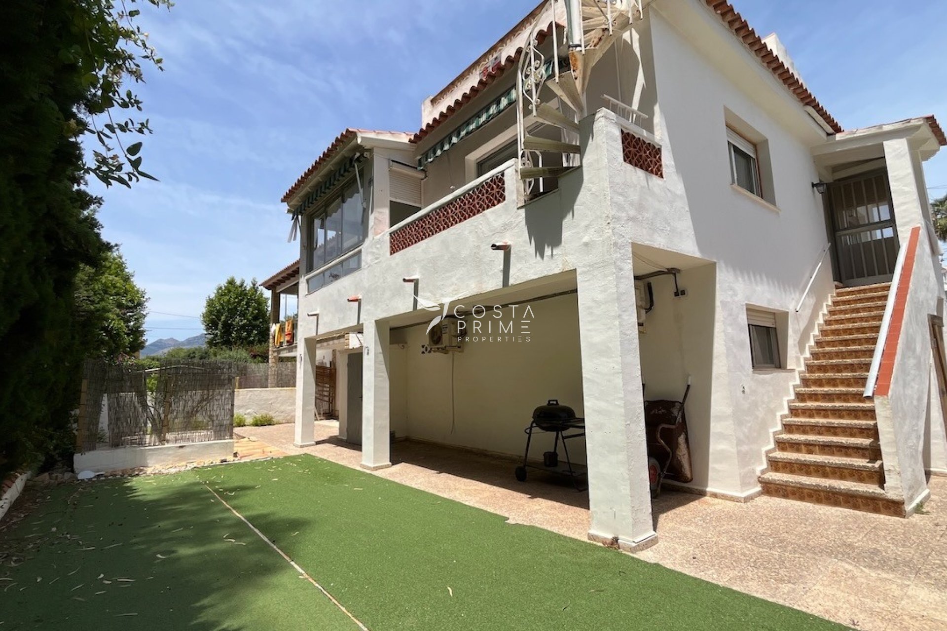 Resale - Villa  - Albir