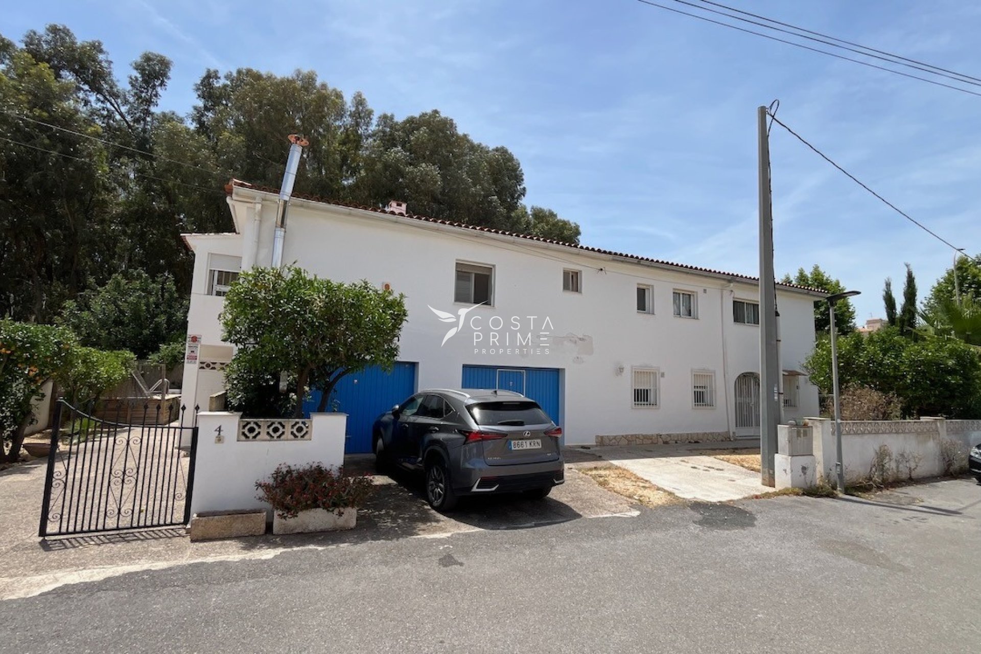 Resale - Villa  - Albir