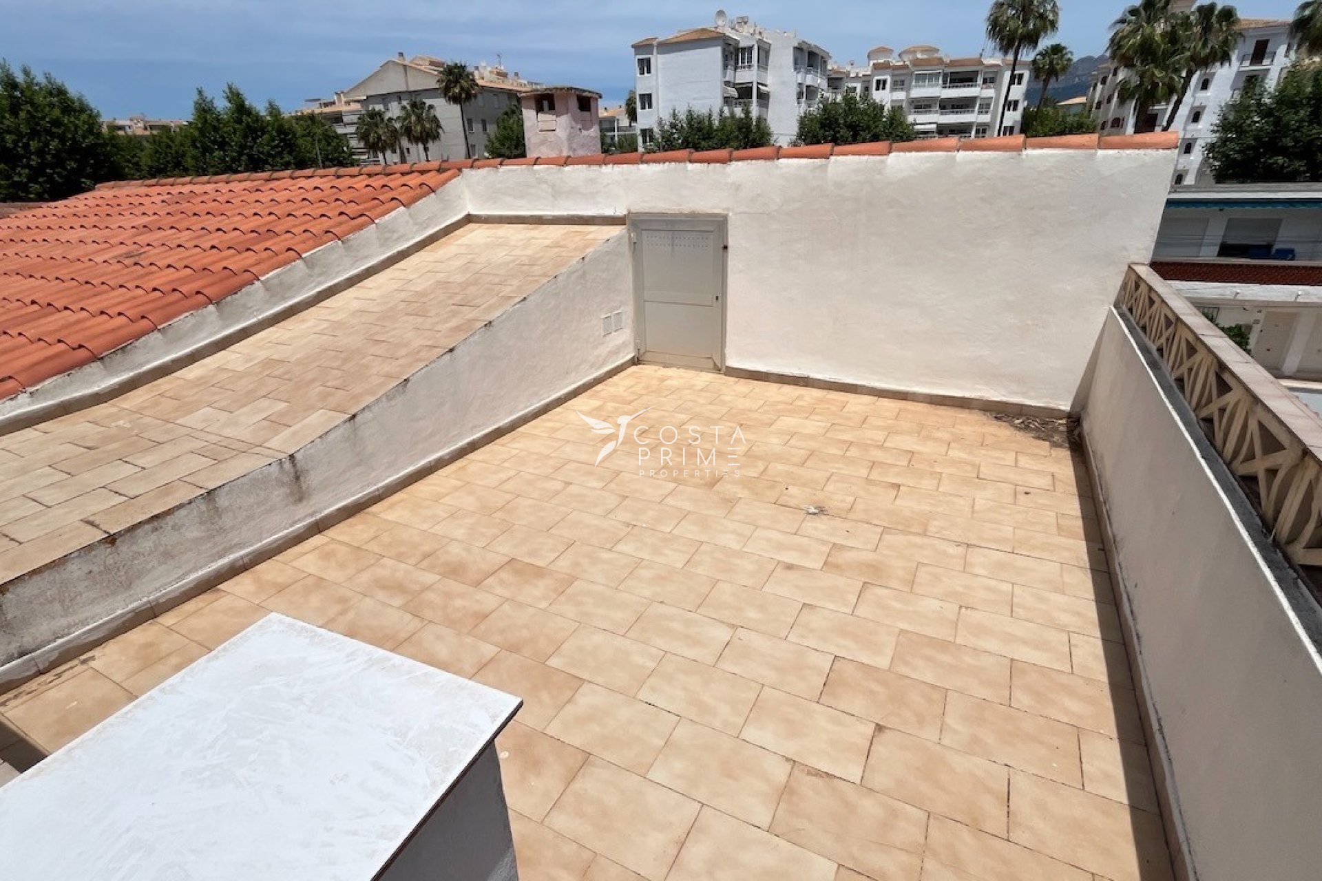 Resale - Villa  - Albir