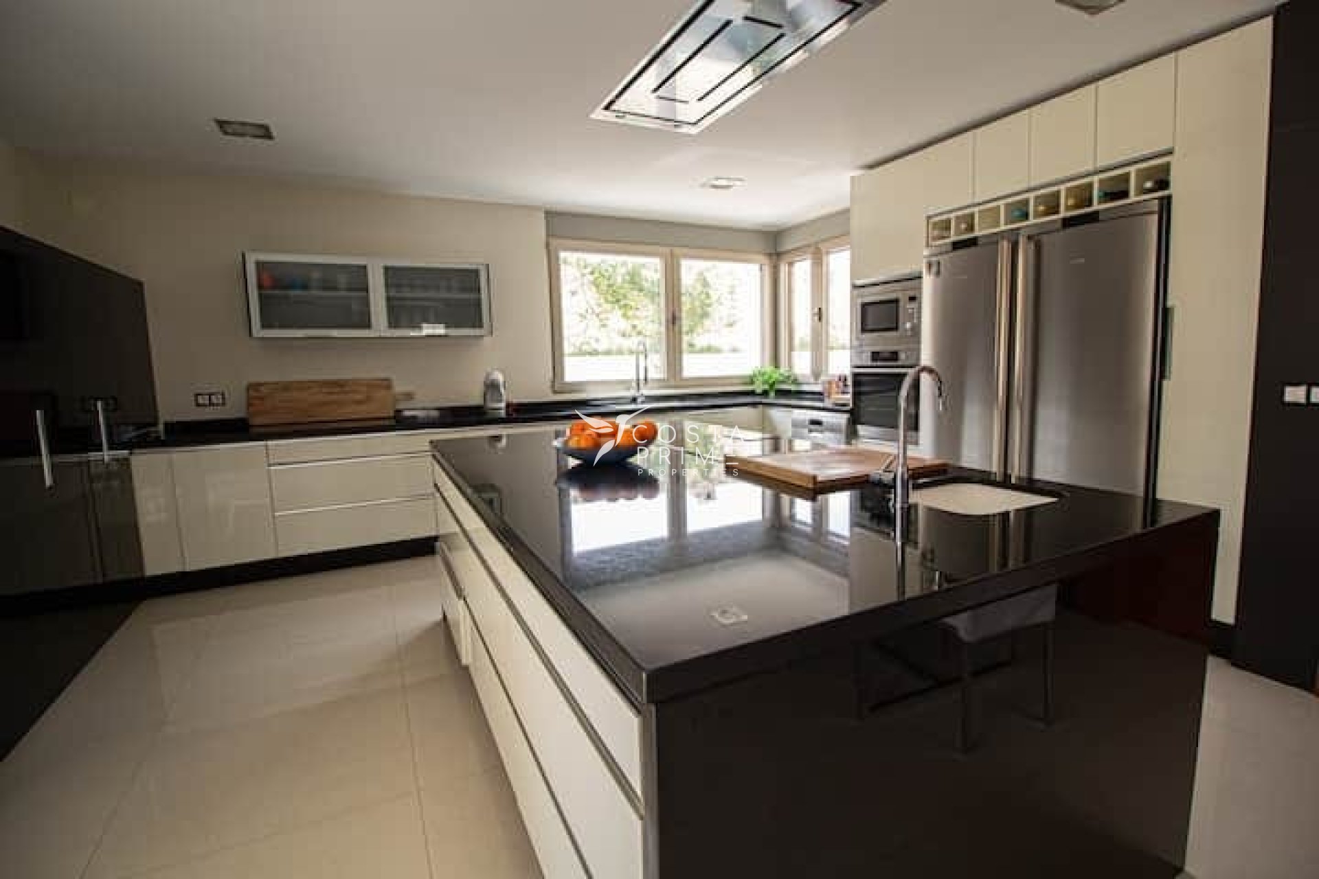 Resale - Villa  - Albir