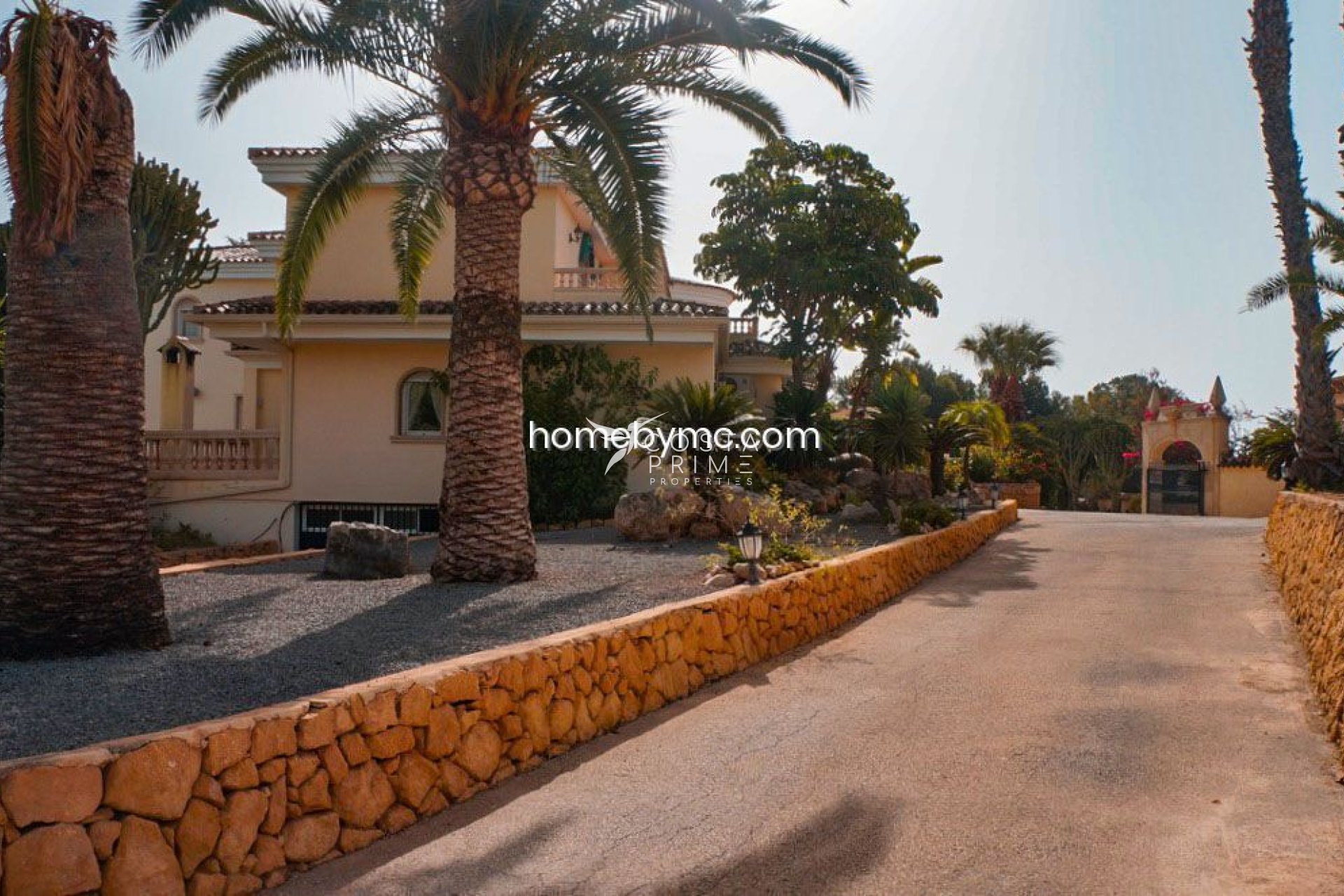 Resale - Villa  - Alfas del Pí