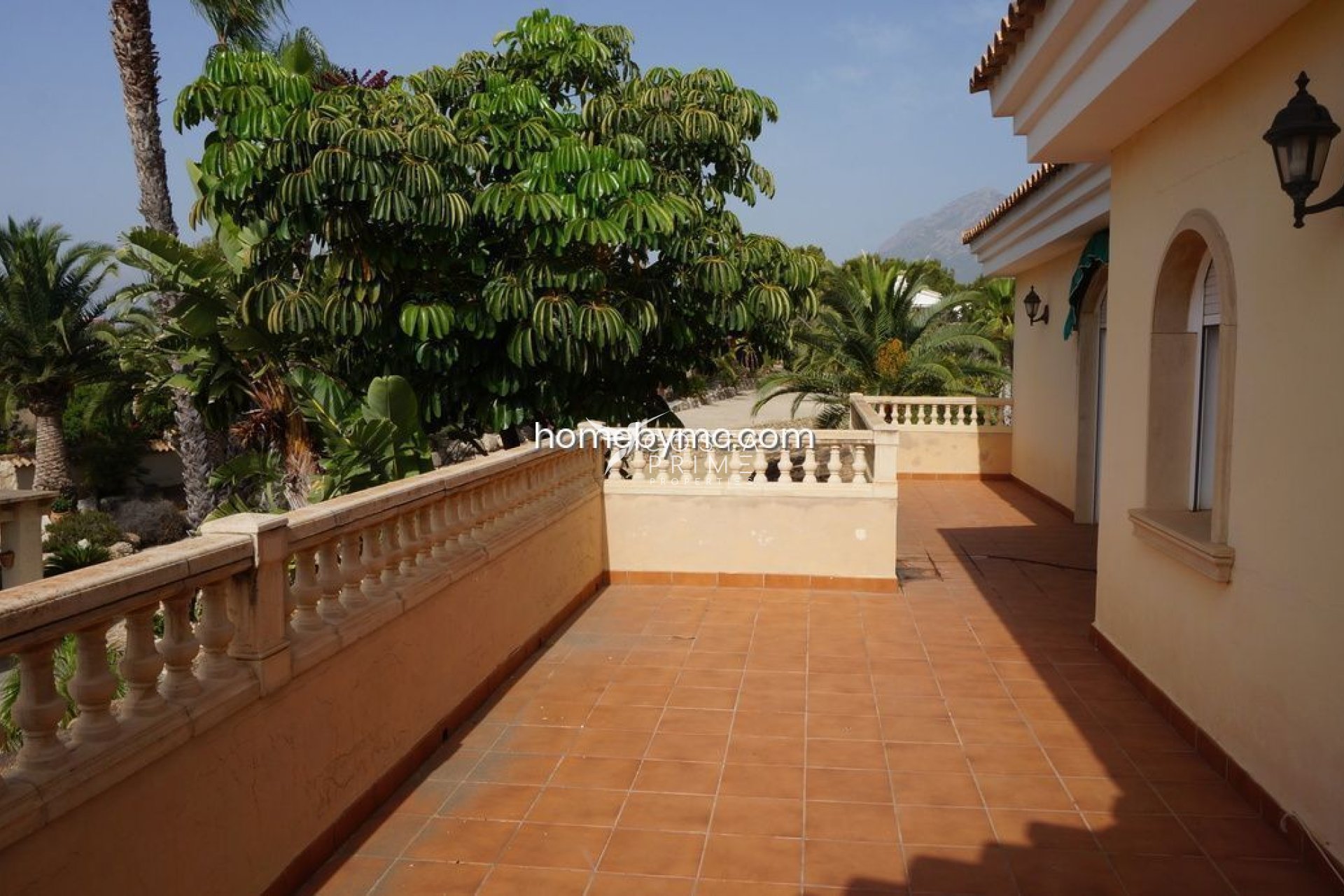 Resale - Villa  - Alfas del Pí