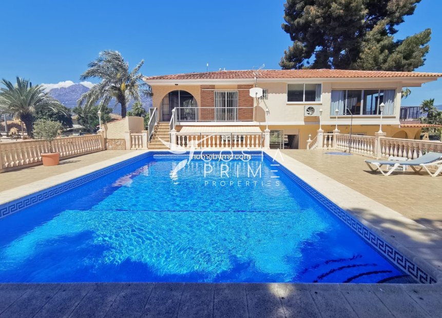 Resale - Villa  - Alfas del Pí