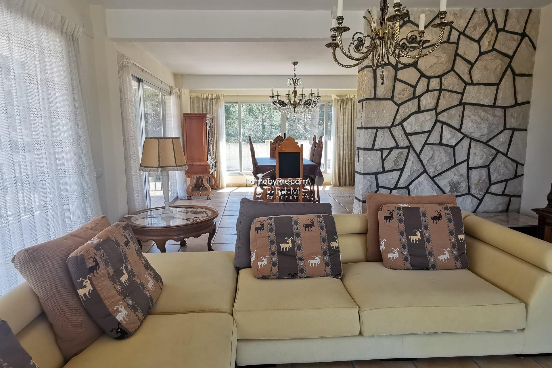 Resale - Villa  - Alfas del Pí