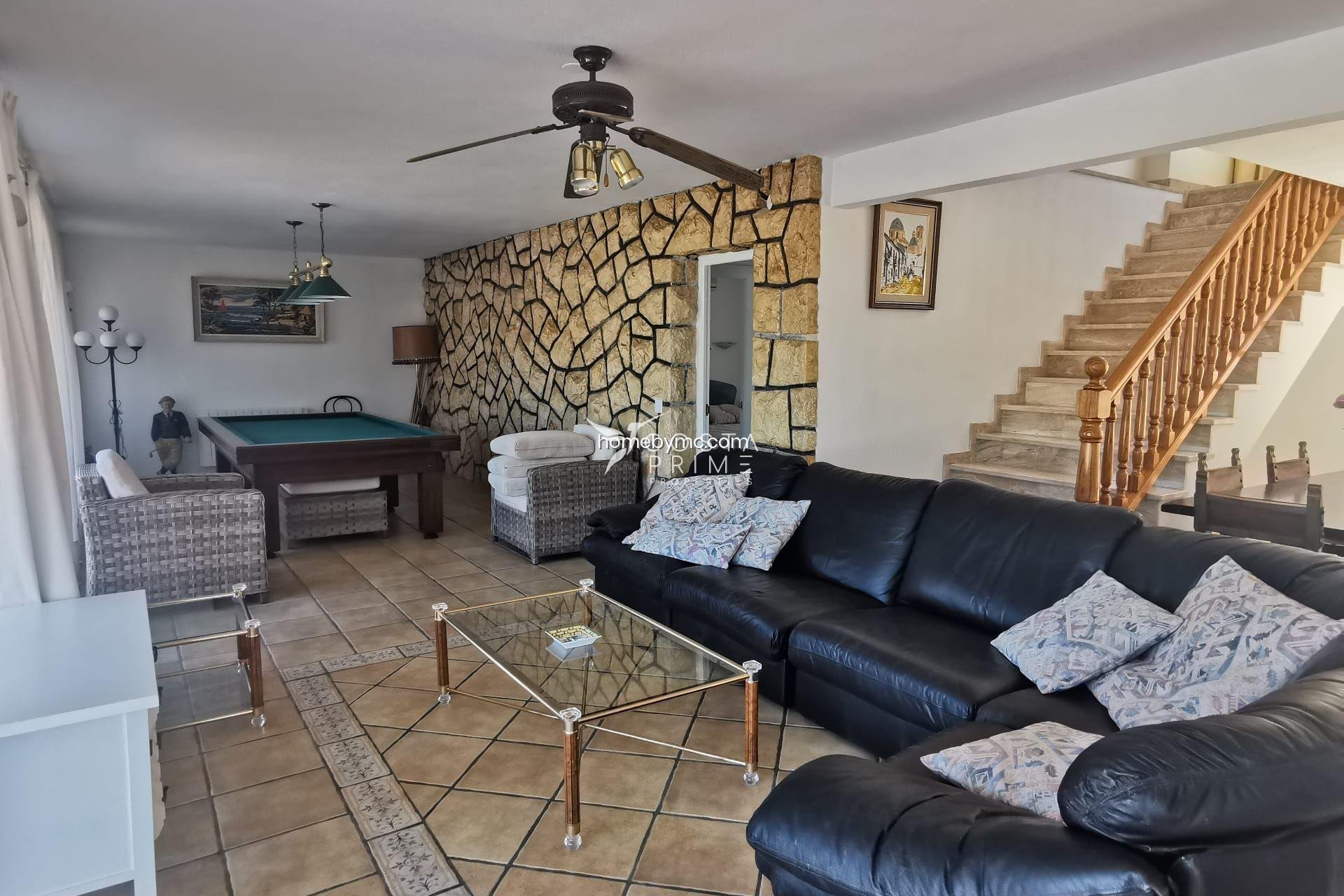 Resale - Villa  - Alfas del Pí