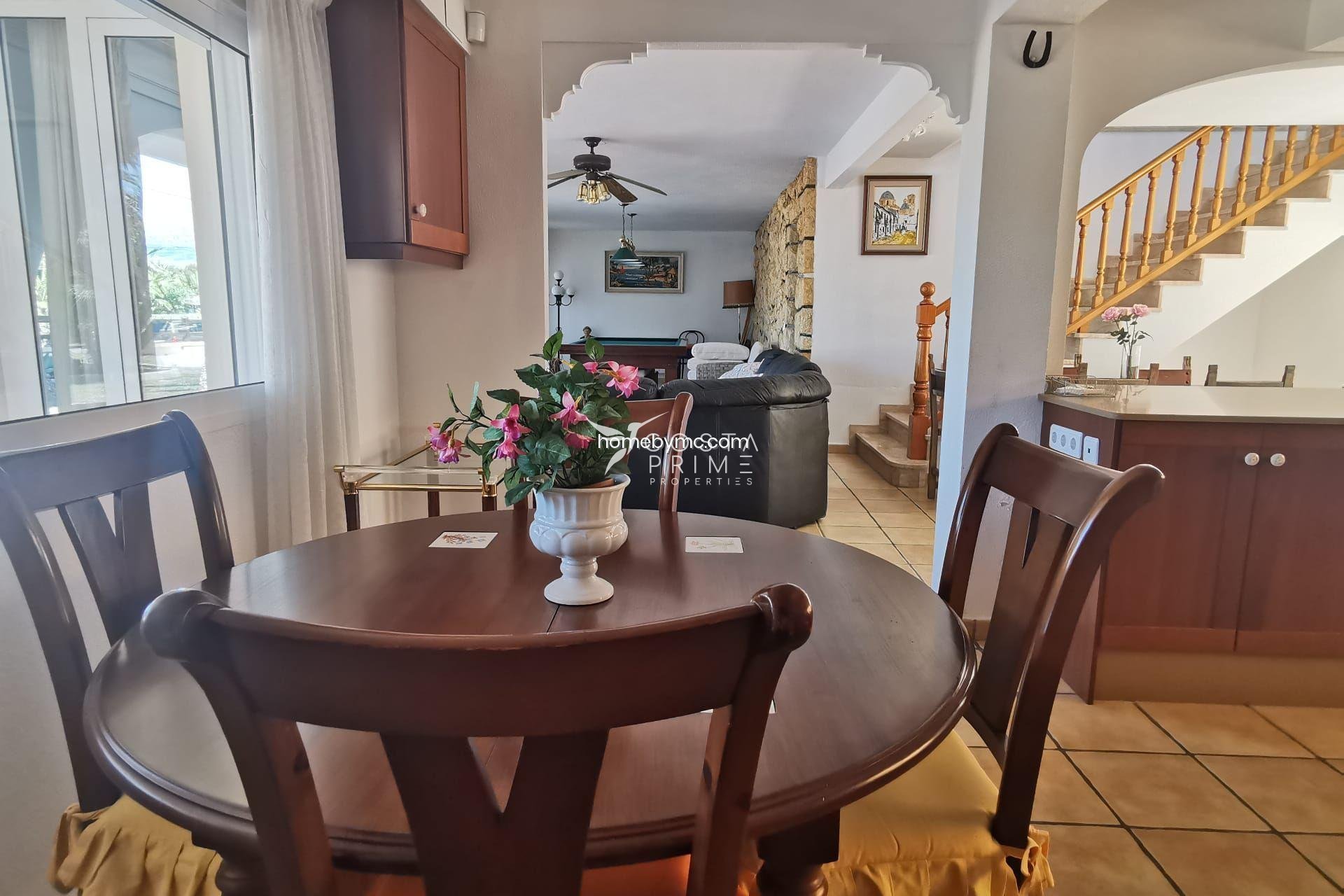 Resale - Villa  - Alfas del Pí