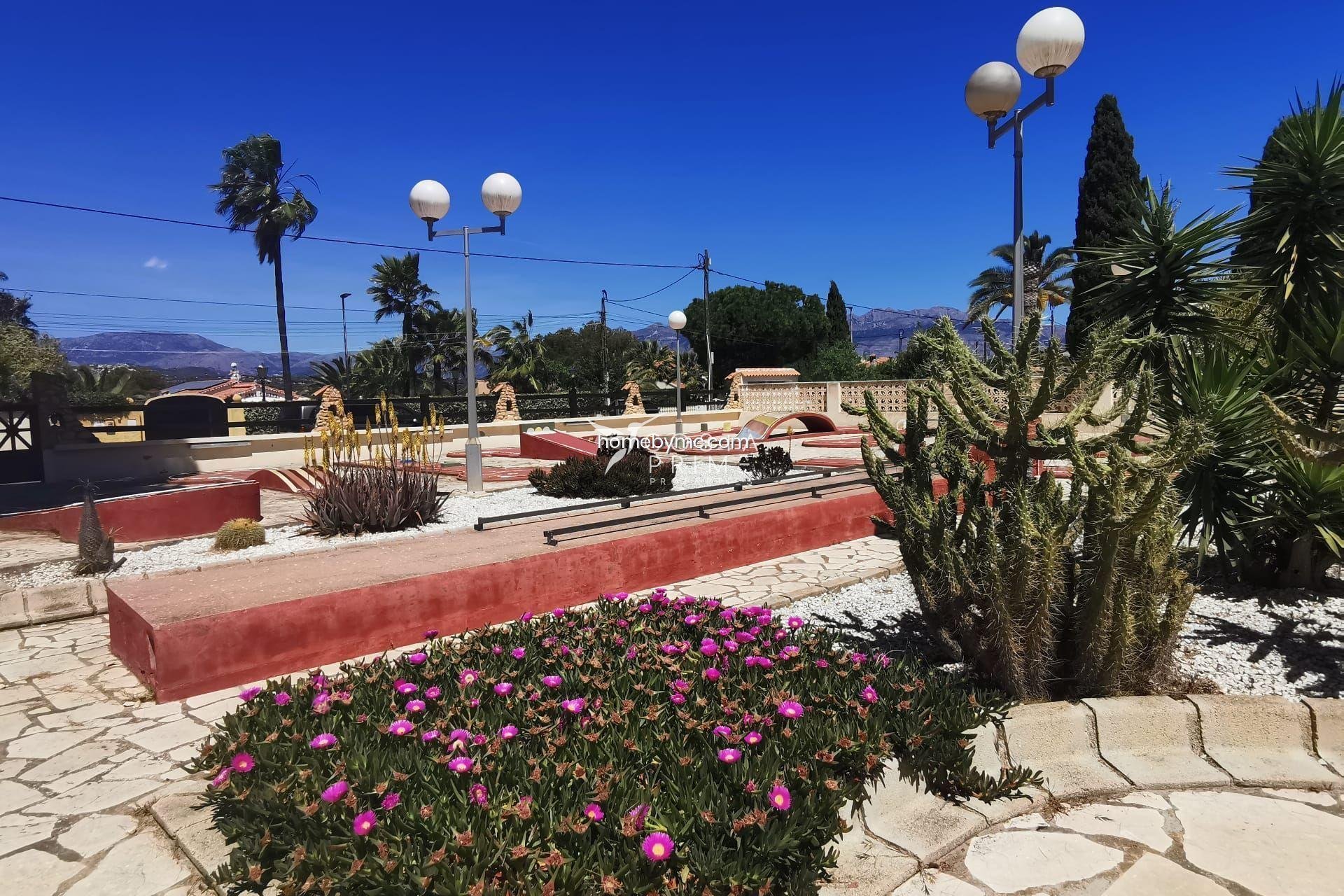 Resale - Villa  - Alfas del Pí