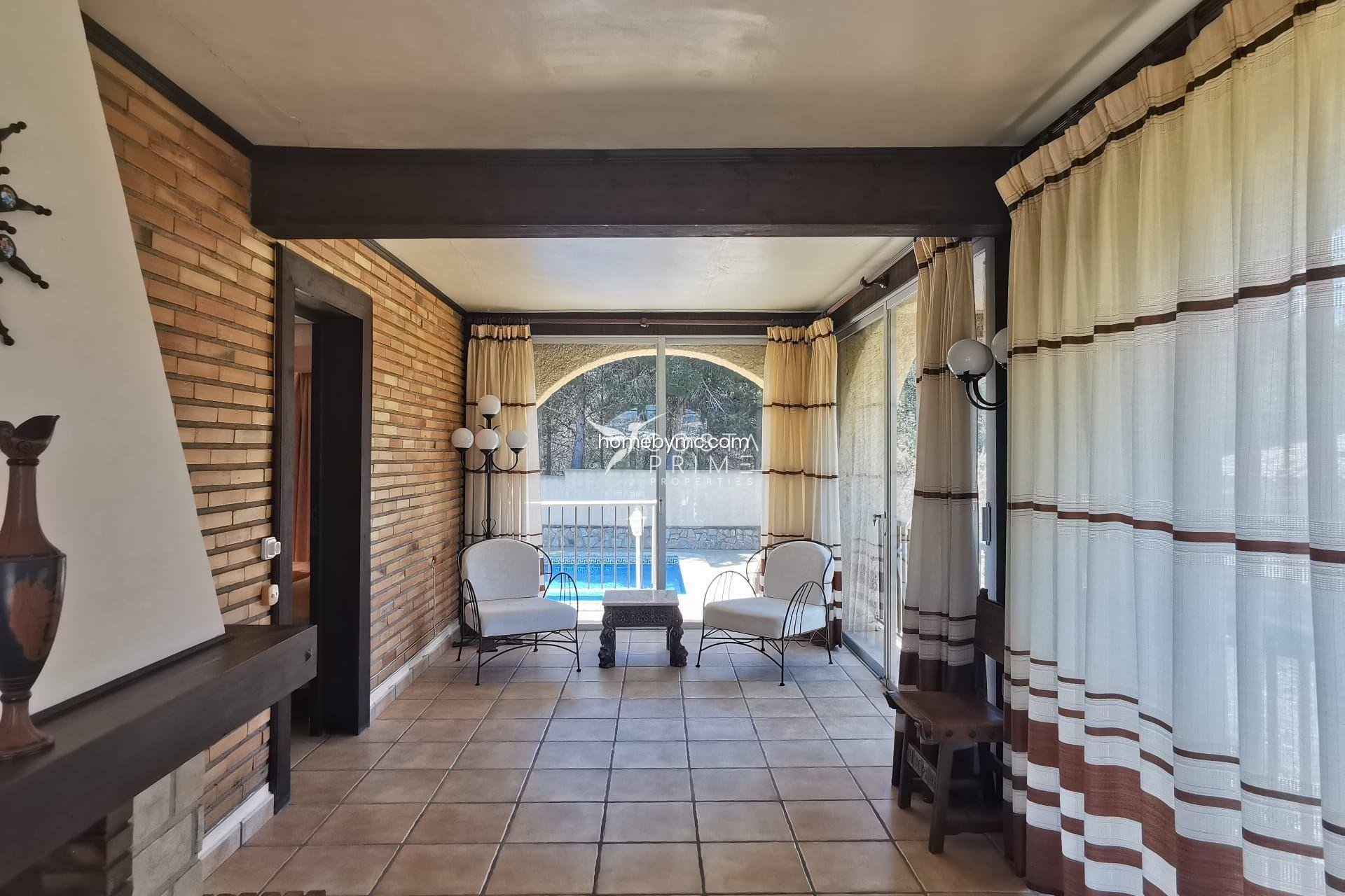 Resale - Villa  - Alfas del Pí