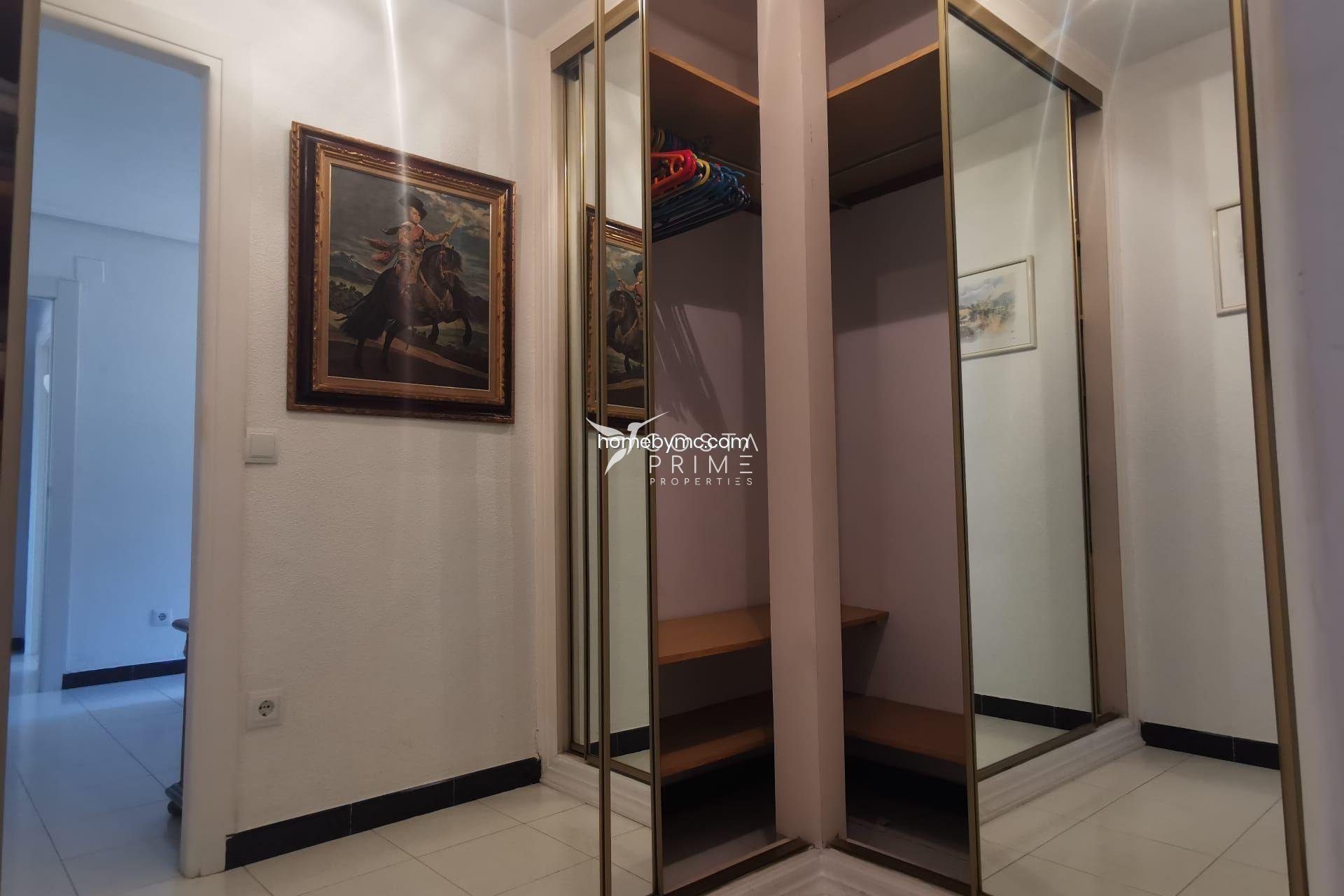 Resale - Villa  - Alfas del Pí