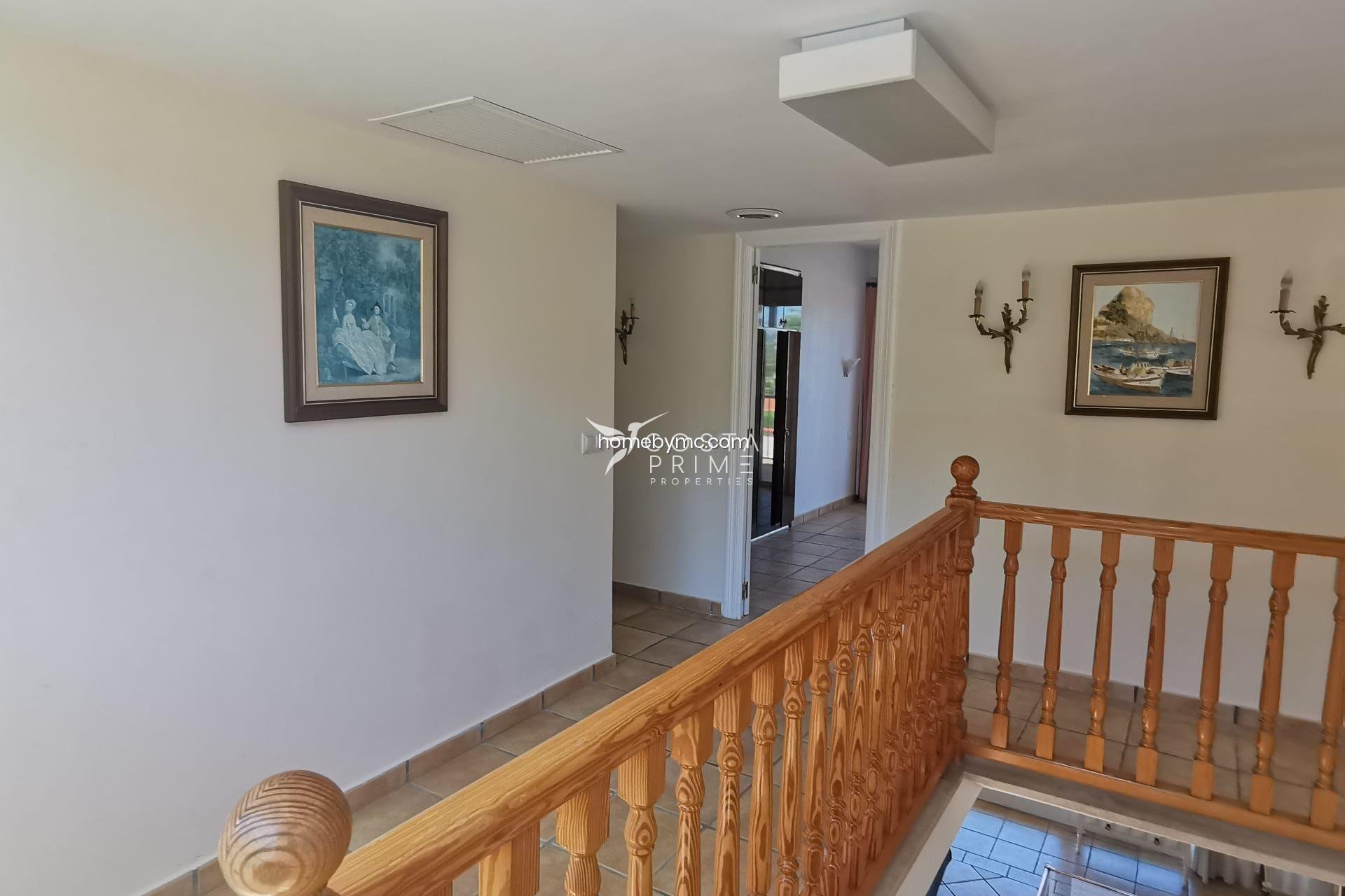 Resale - Villa  - Alfas del Pí