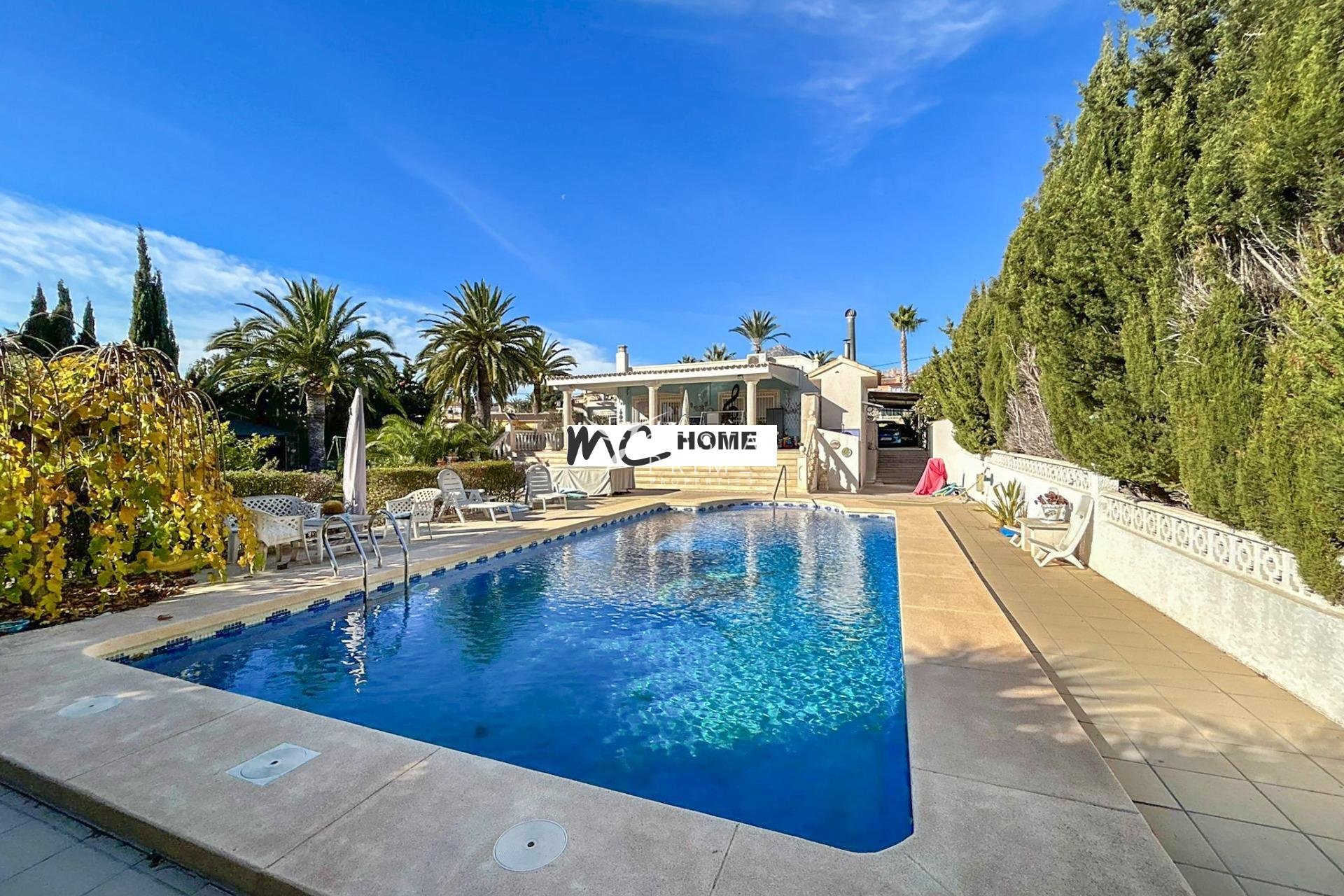 Resale - Villa  - Alfas del Pí