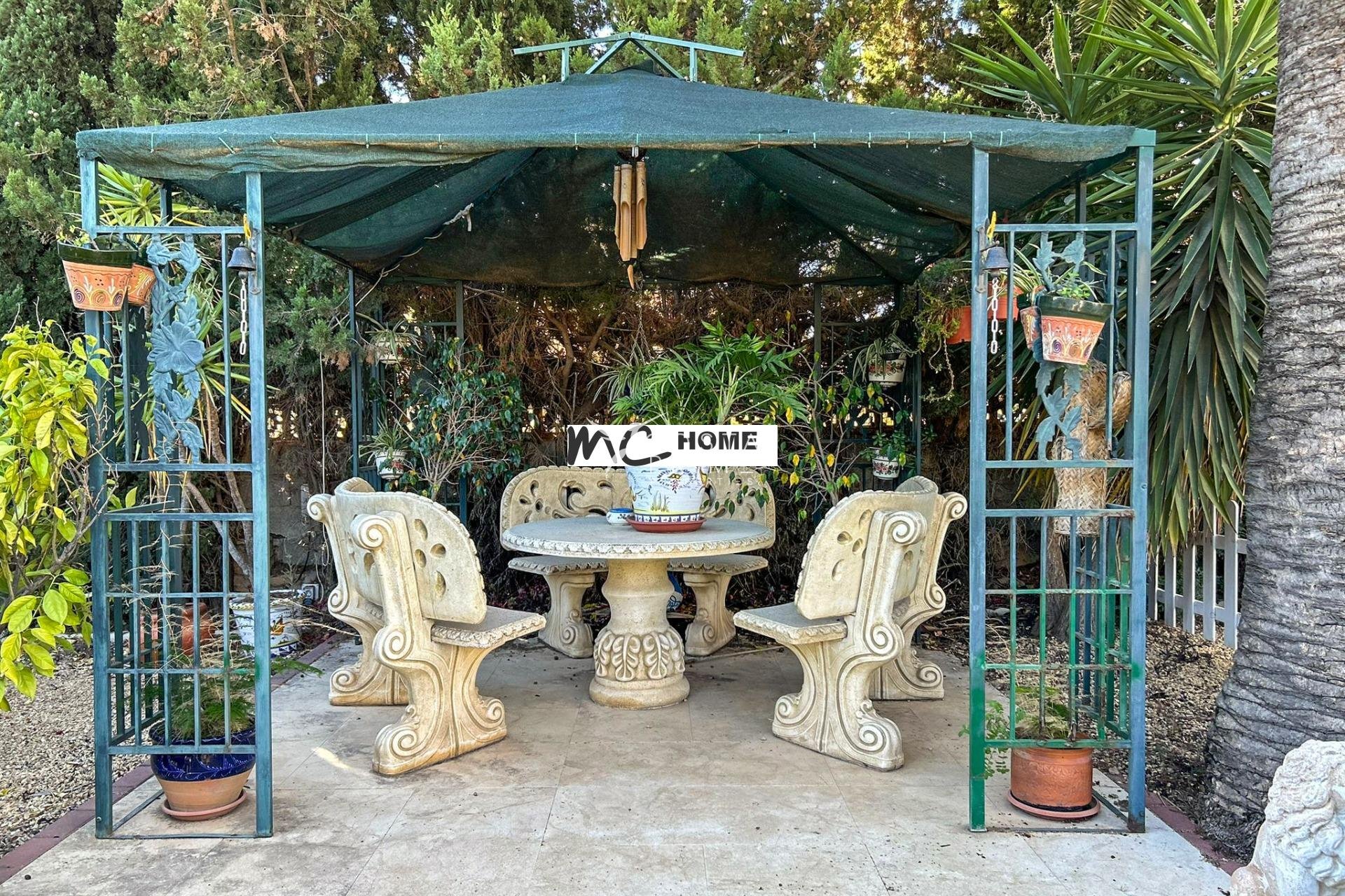 Resale - Villa  - Alfas del Pí