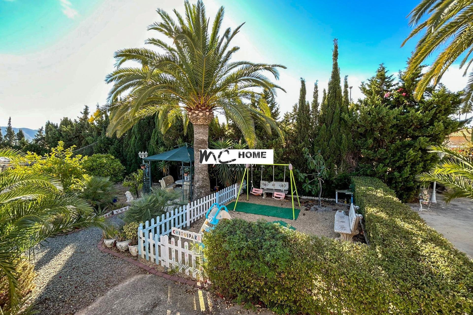 Resale - Villa  - Alfas del Pí