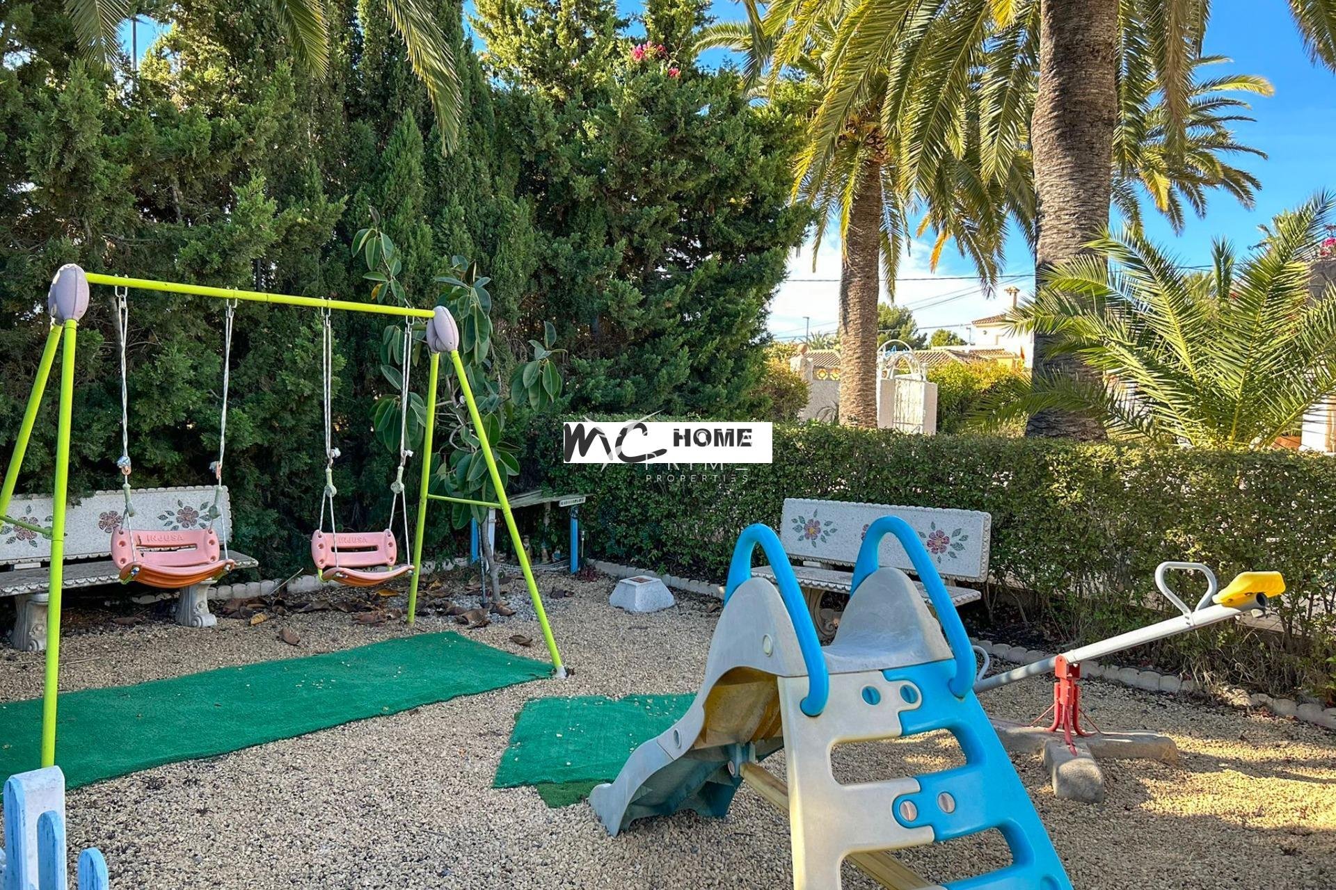 Resale - Villa  - Alfas del Pí