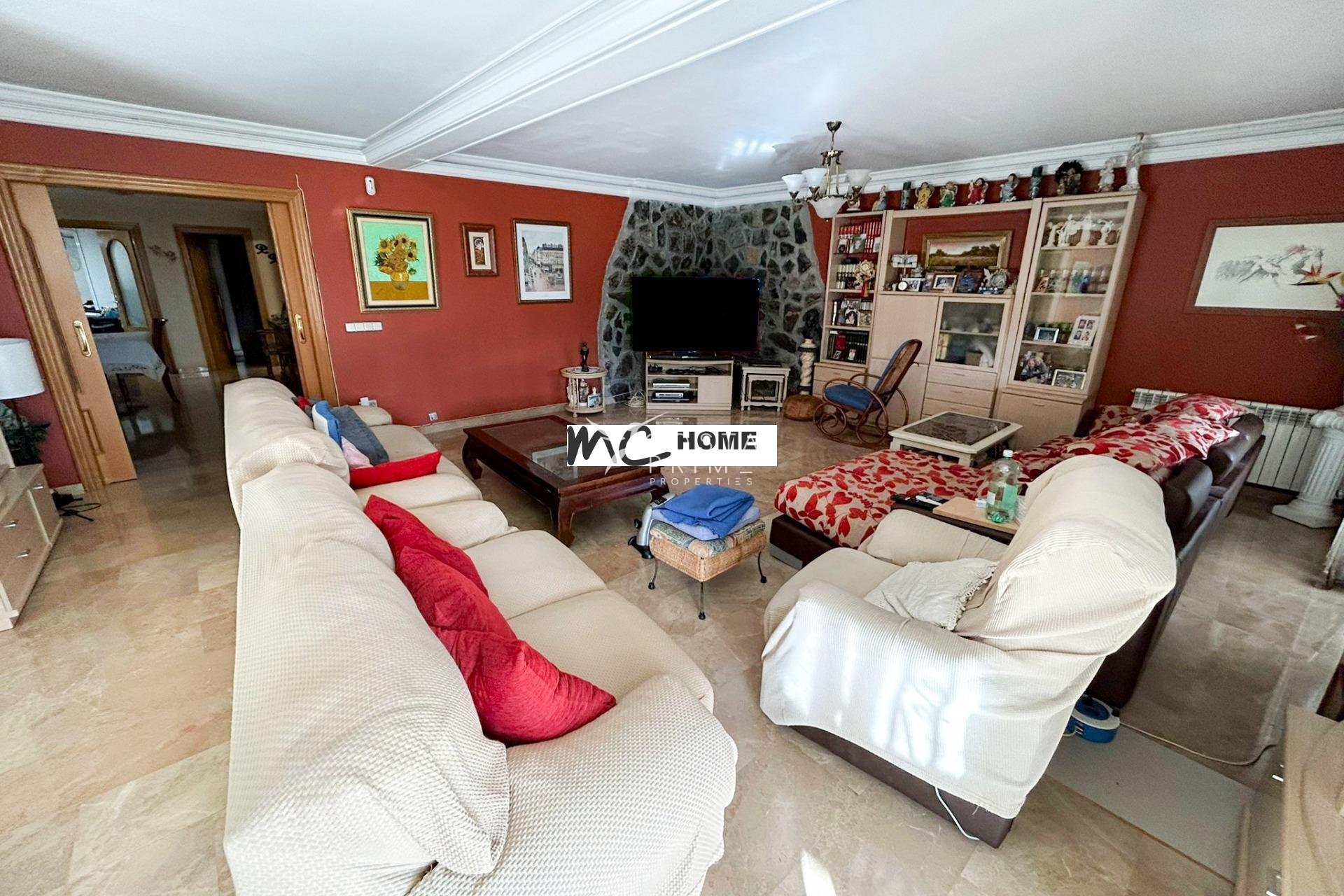 Resale - Villa  - Alfas del Pí