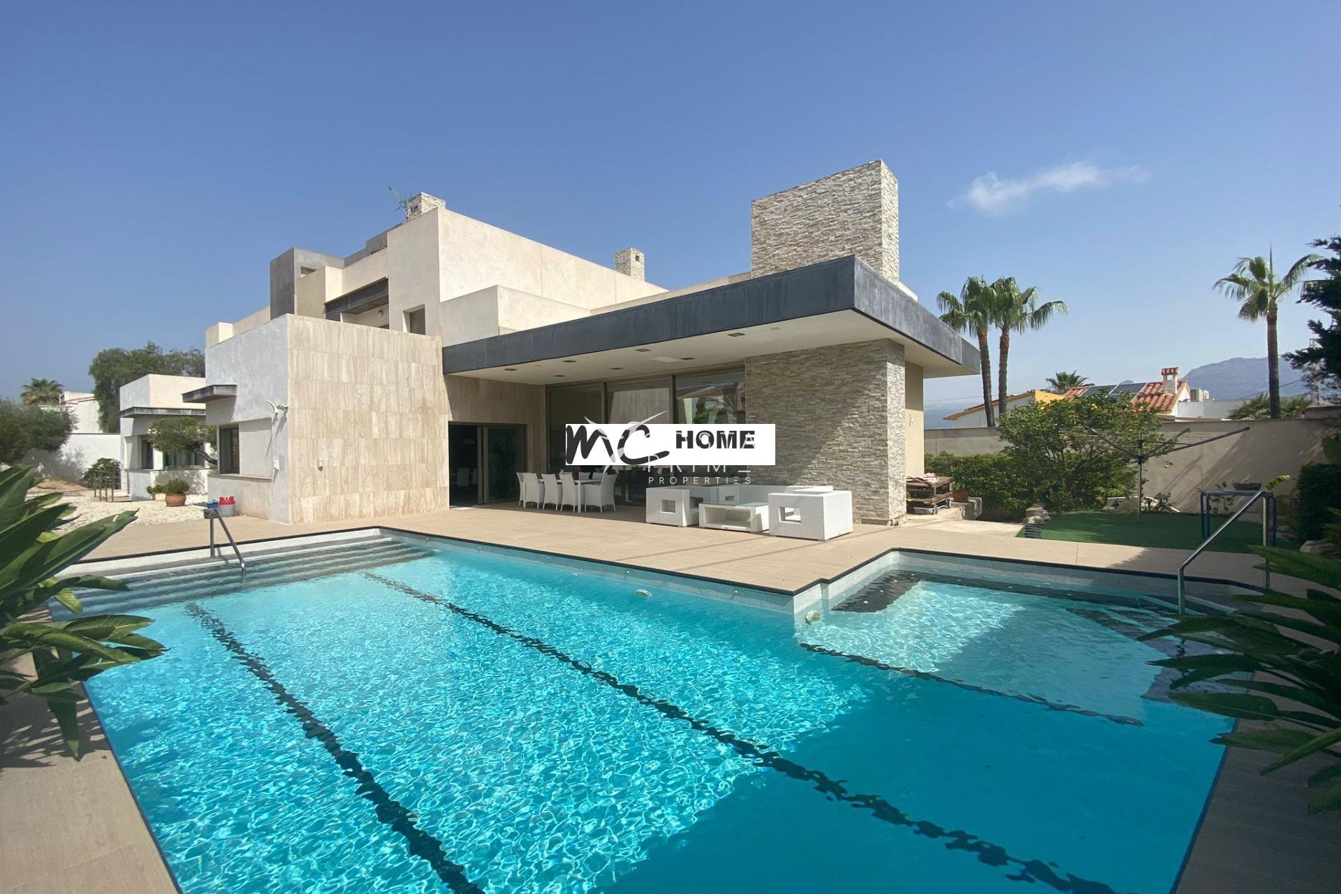 Resale - Villa  - Alfas del Pí