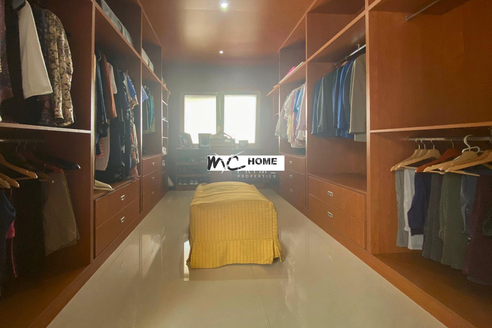 Resale - Villa  - Alfas del Pí