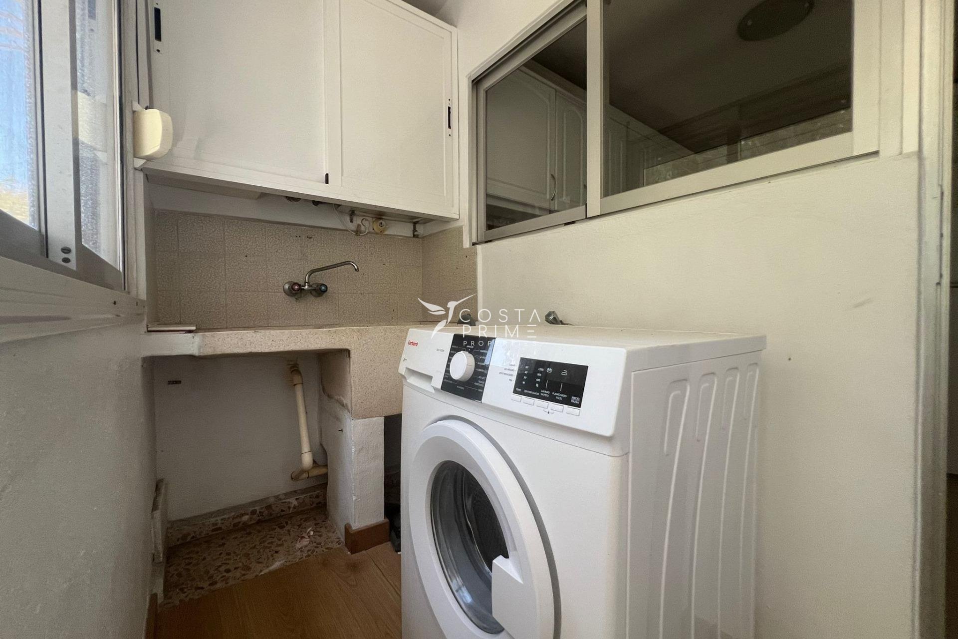 Resale - Villa  - Alfas del Pí