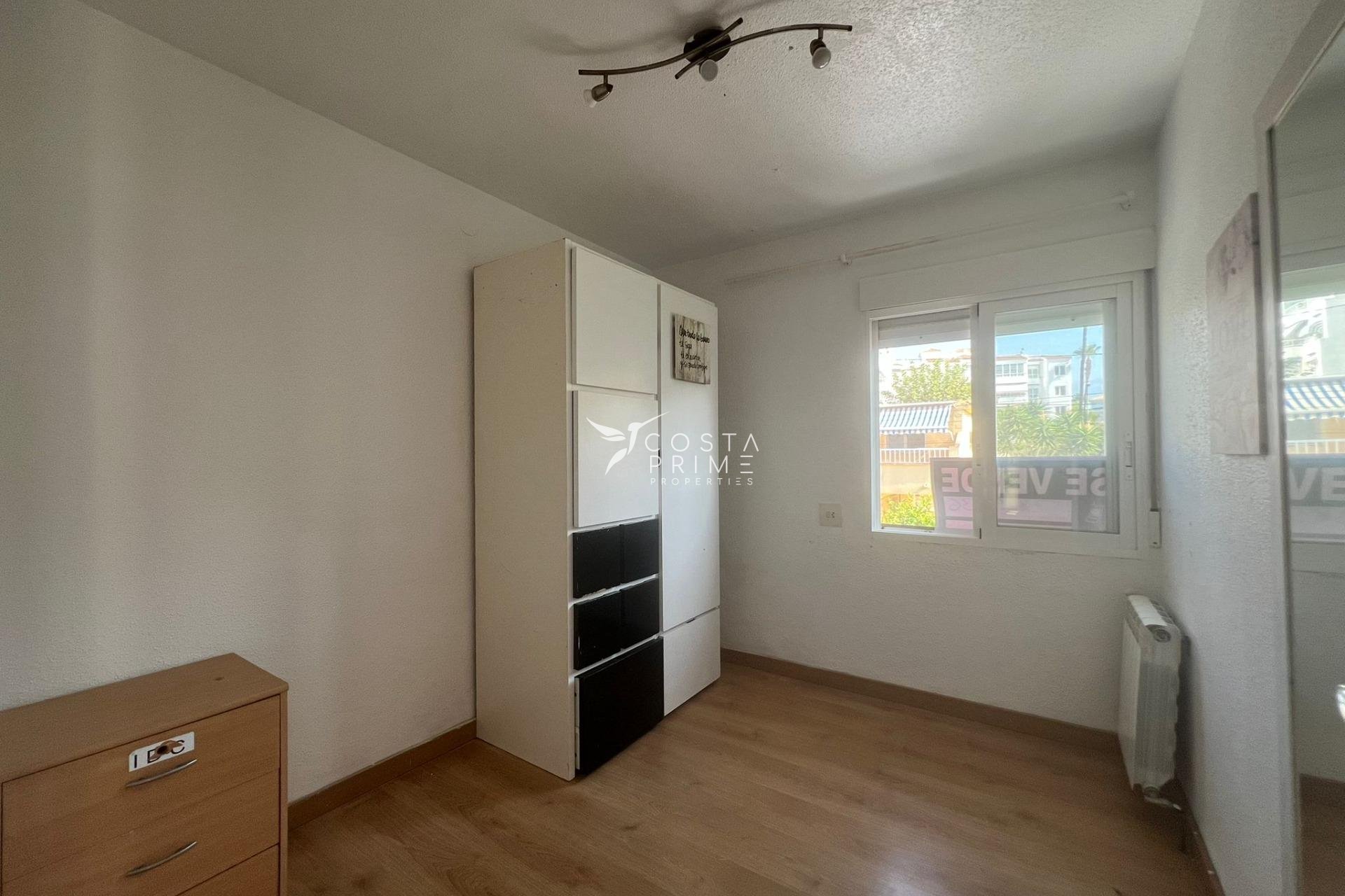 Resale - Villa  - Alfas del Pí