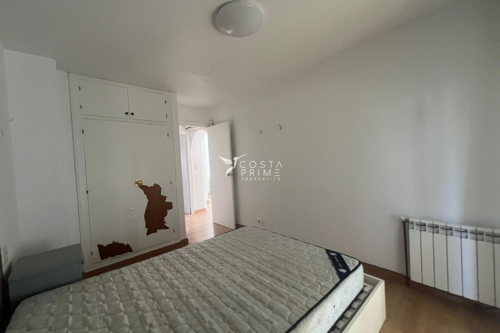 Resale - Villa  - Alfas del Pí