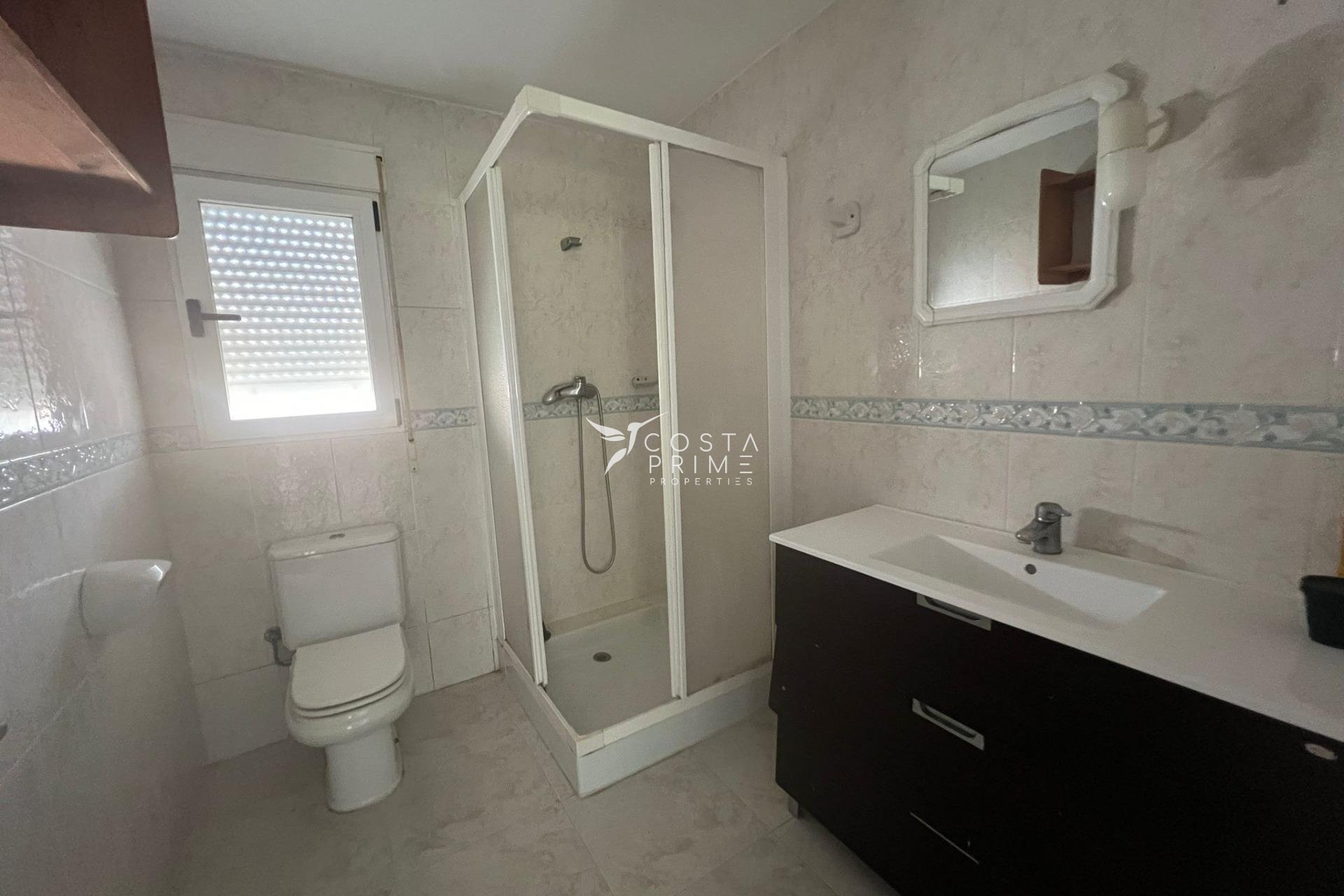 Resale - Villa  - Alfas del Pí