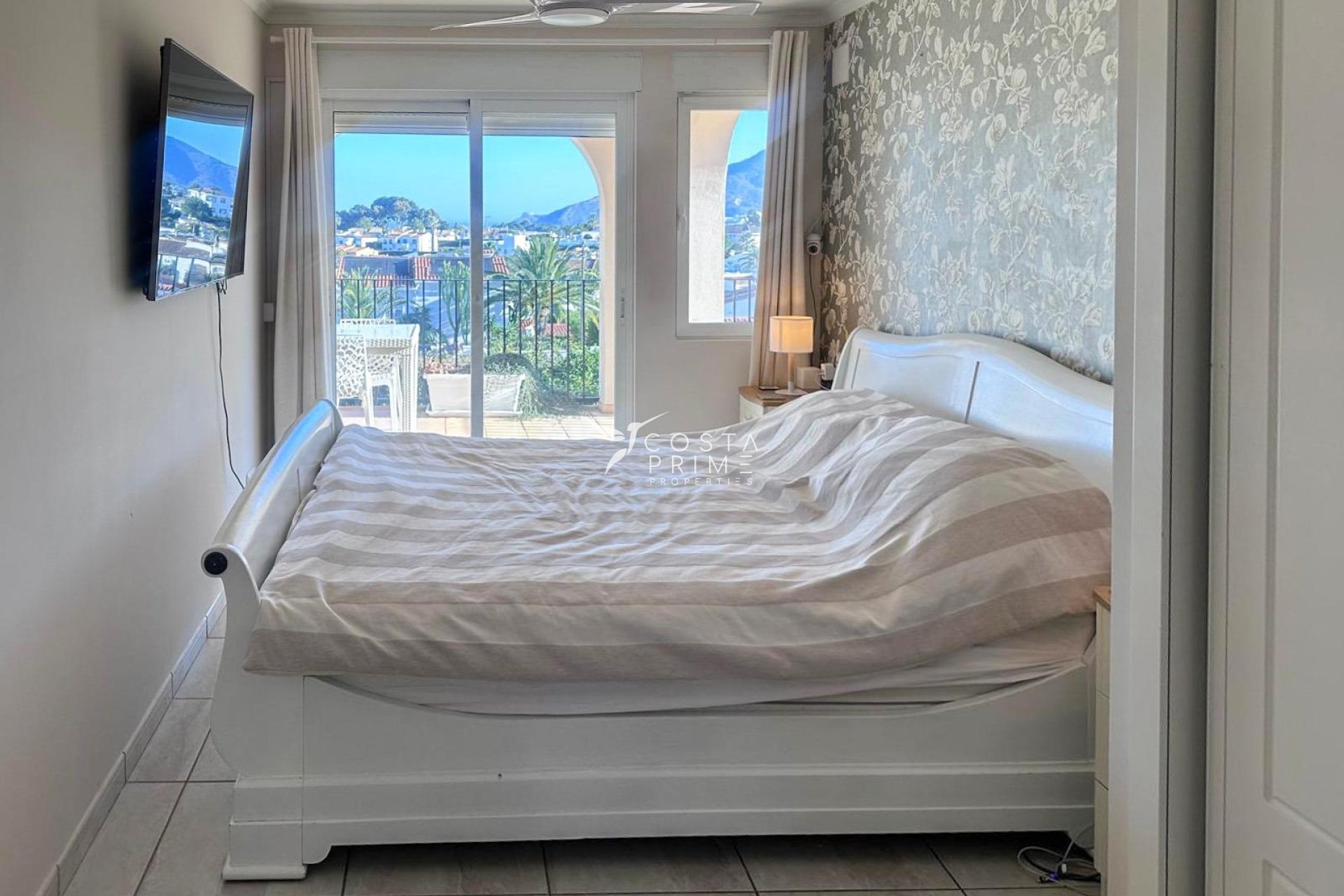 Resale - Villa  - Alfas del Pí