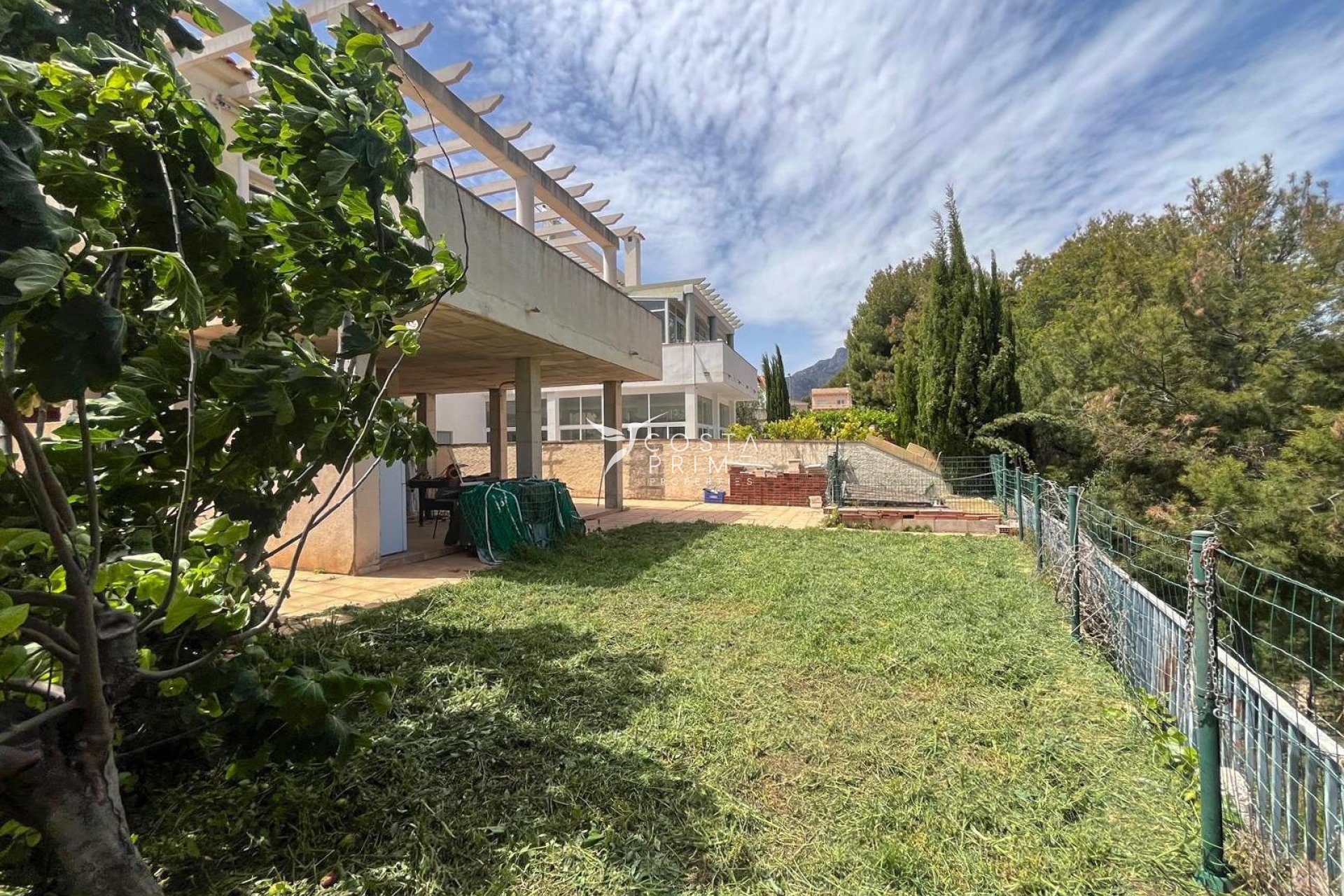 Resale - Villa  - Alfas del Pí