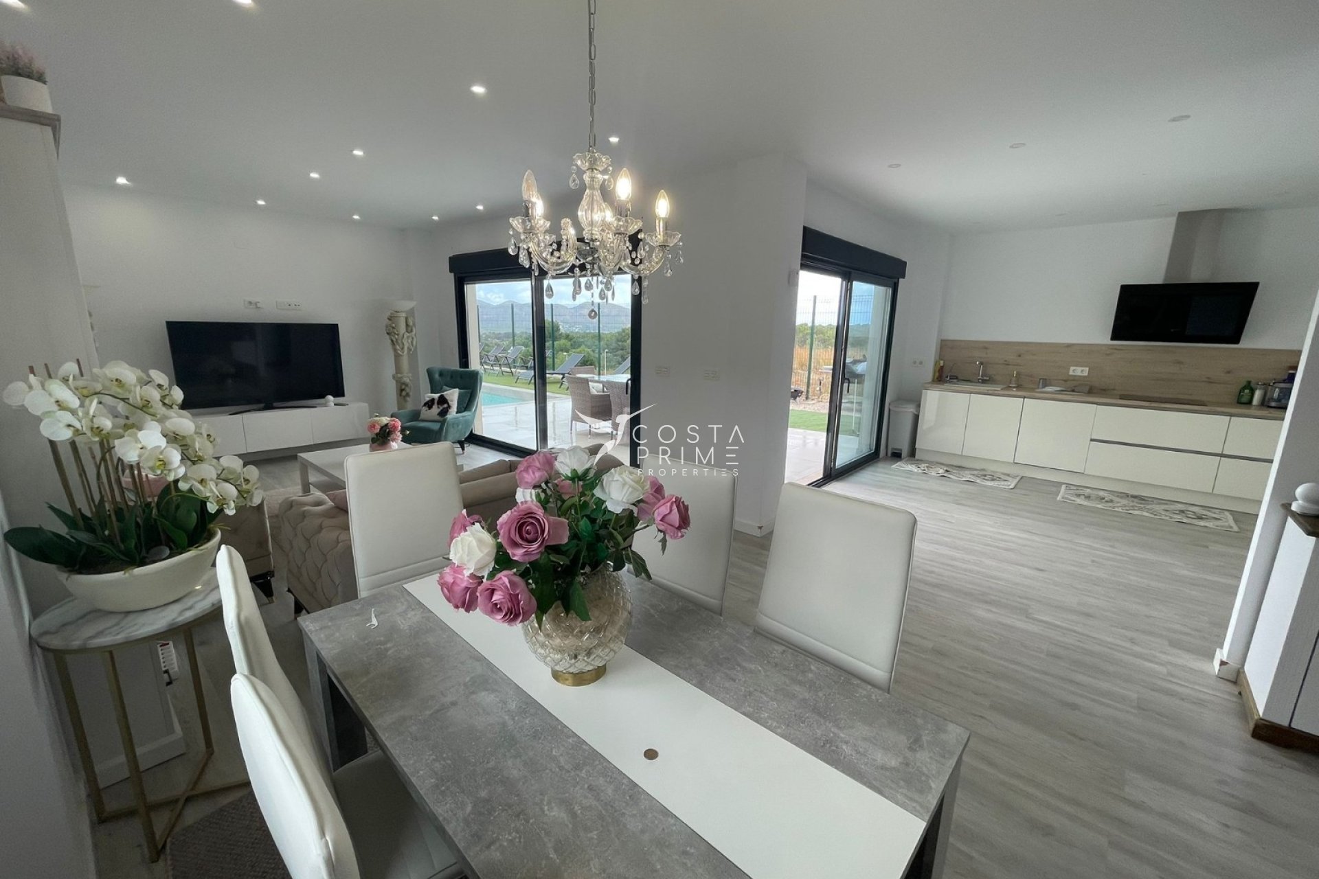 Resale - Villa  - Alfas del Pí