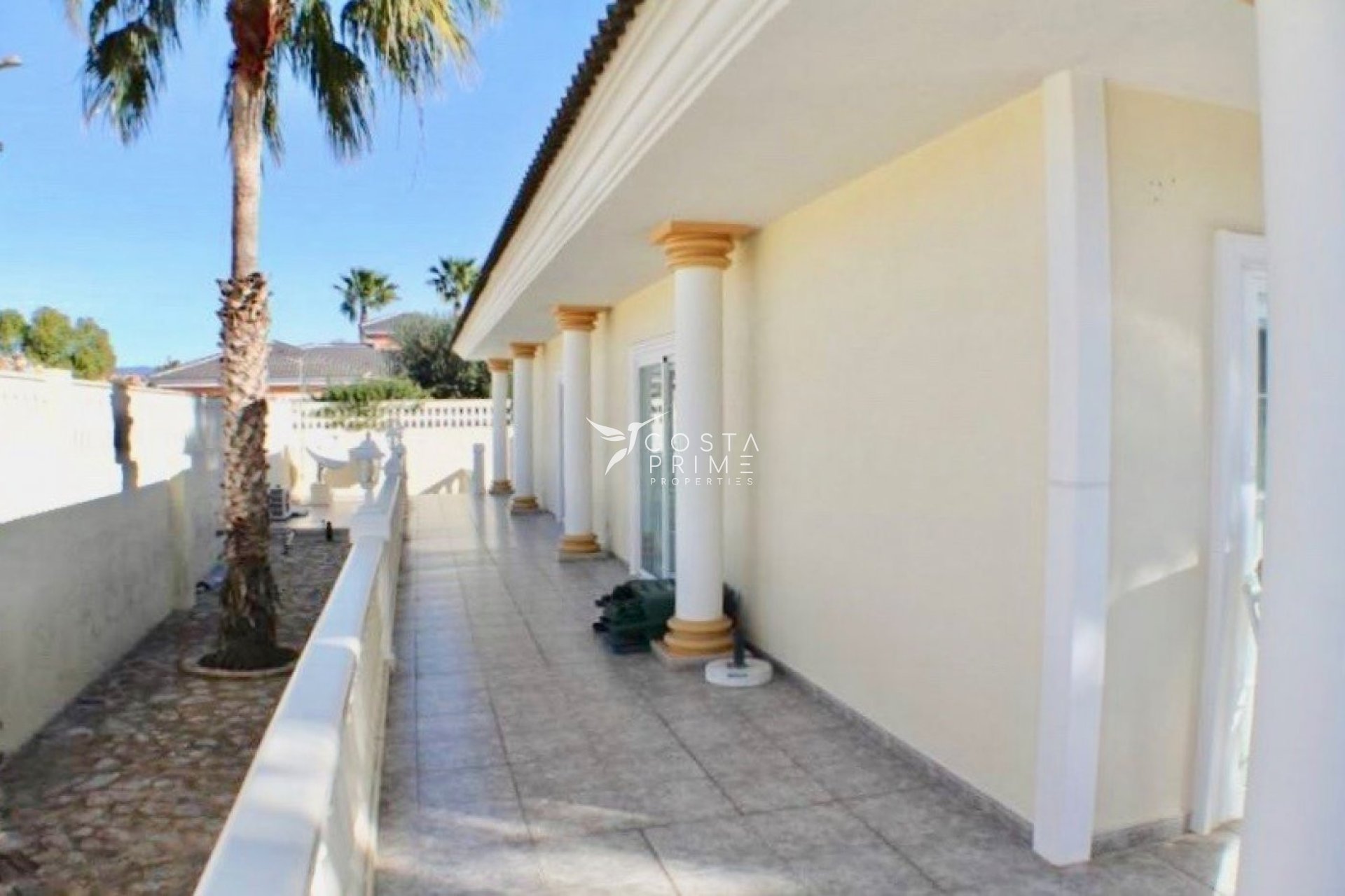 Resale - Villa  - Alfas del Pí