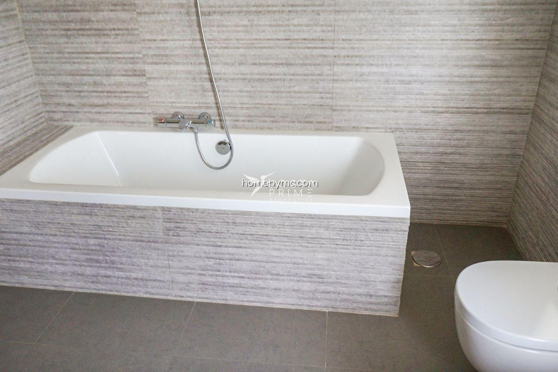 Resale - Villa  - Alfas del Pí