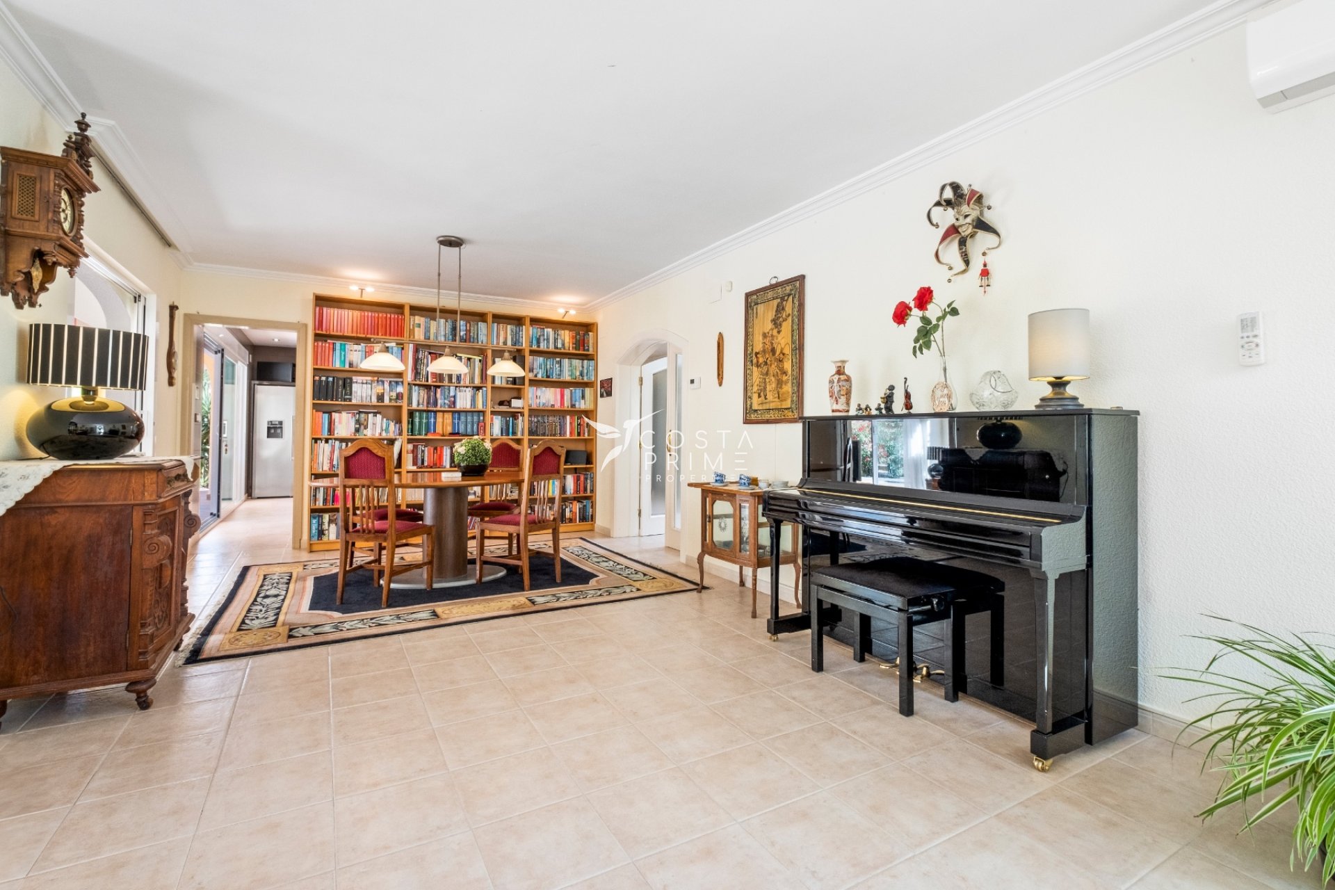 Resale - Villa  - Alfas del Pí