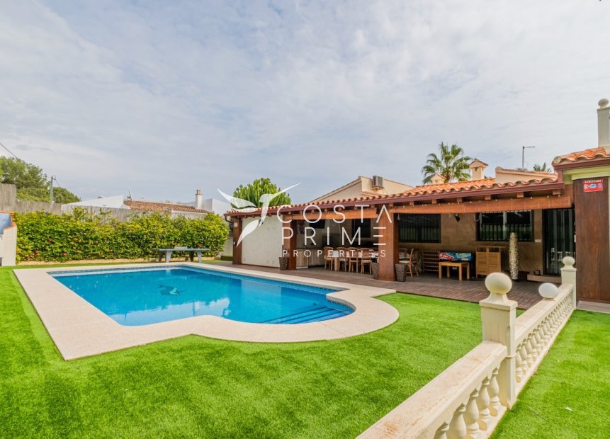 Resale - Villa  - Alfas del Pí