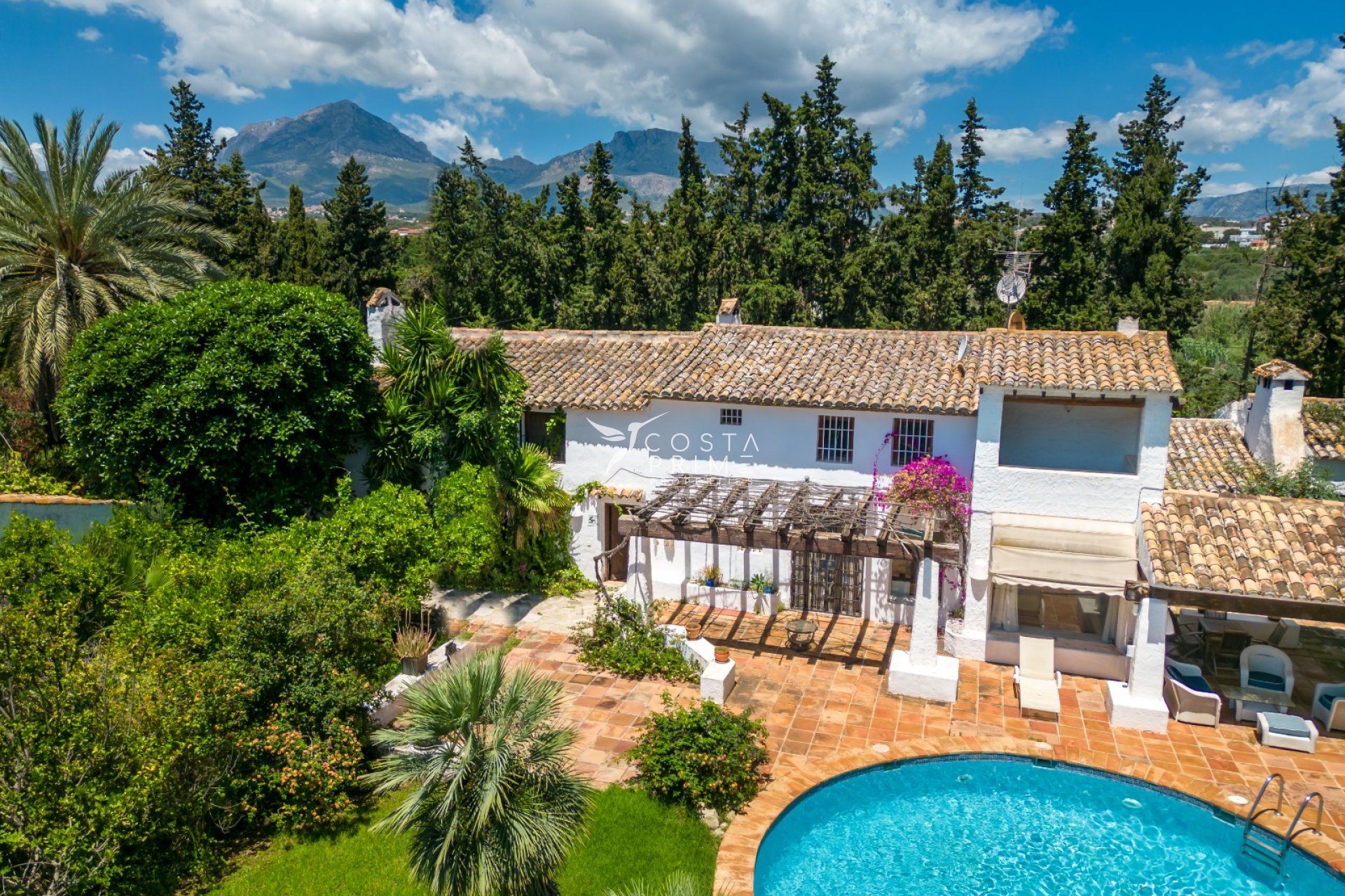 Resale - Villa  - Alfas del Pí