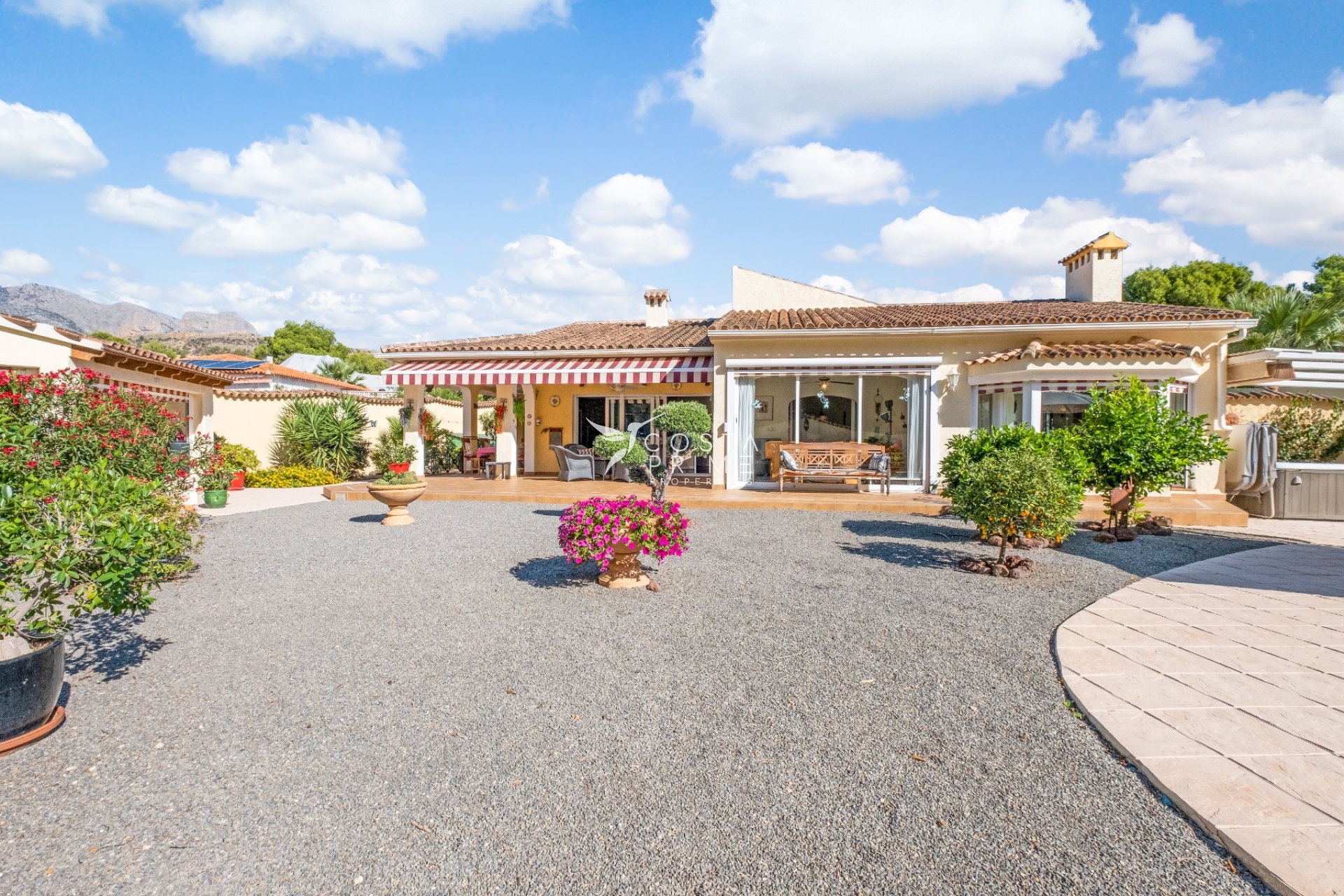 Resale - Villa  - Alfas del Pí