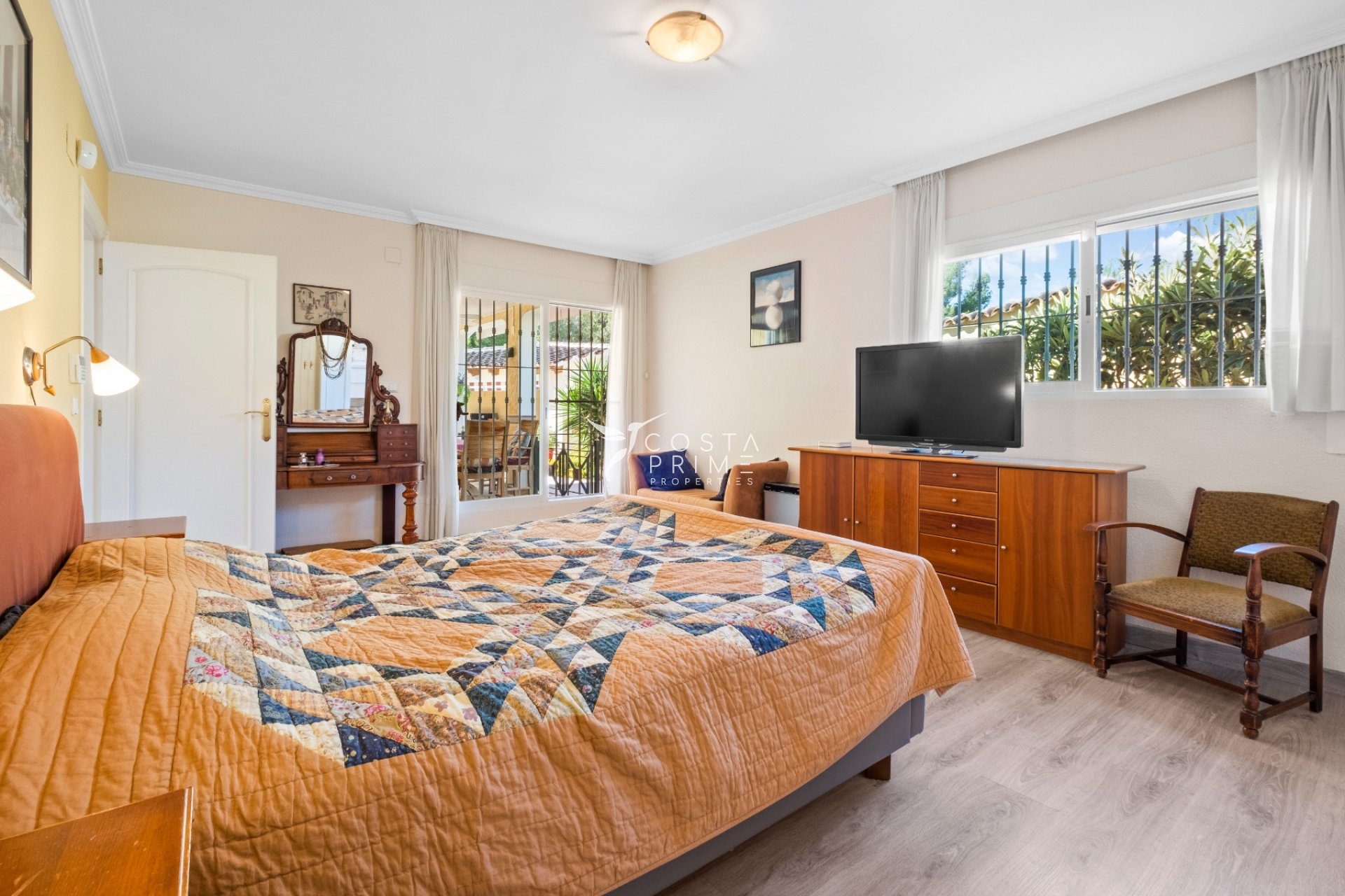 Resale - Villa  - Alfas del Pí