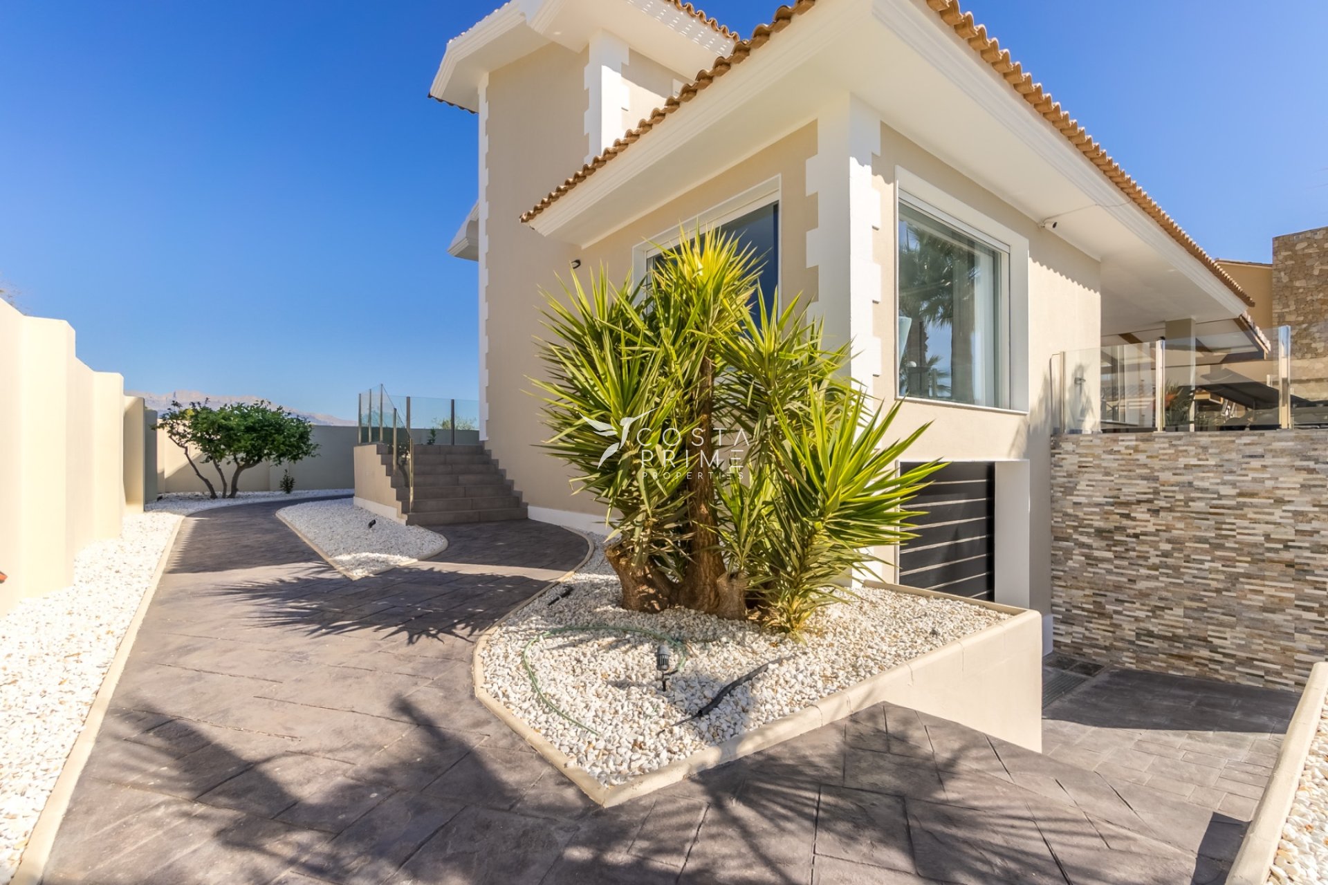 Resale - Villa  - Alfas del Pí