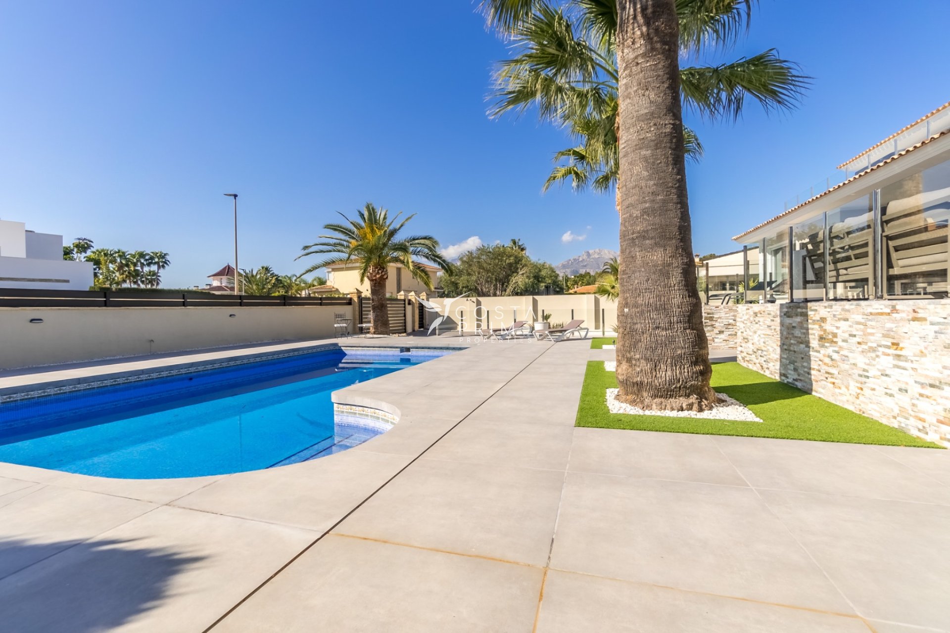 Resale - Villa  - Alfas del Pí